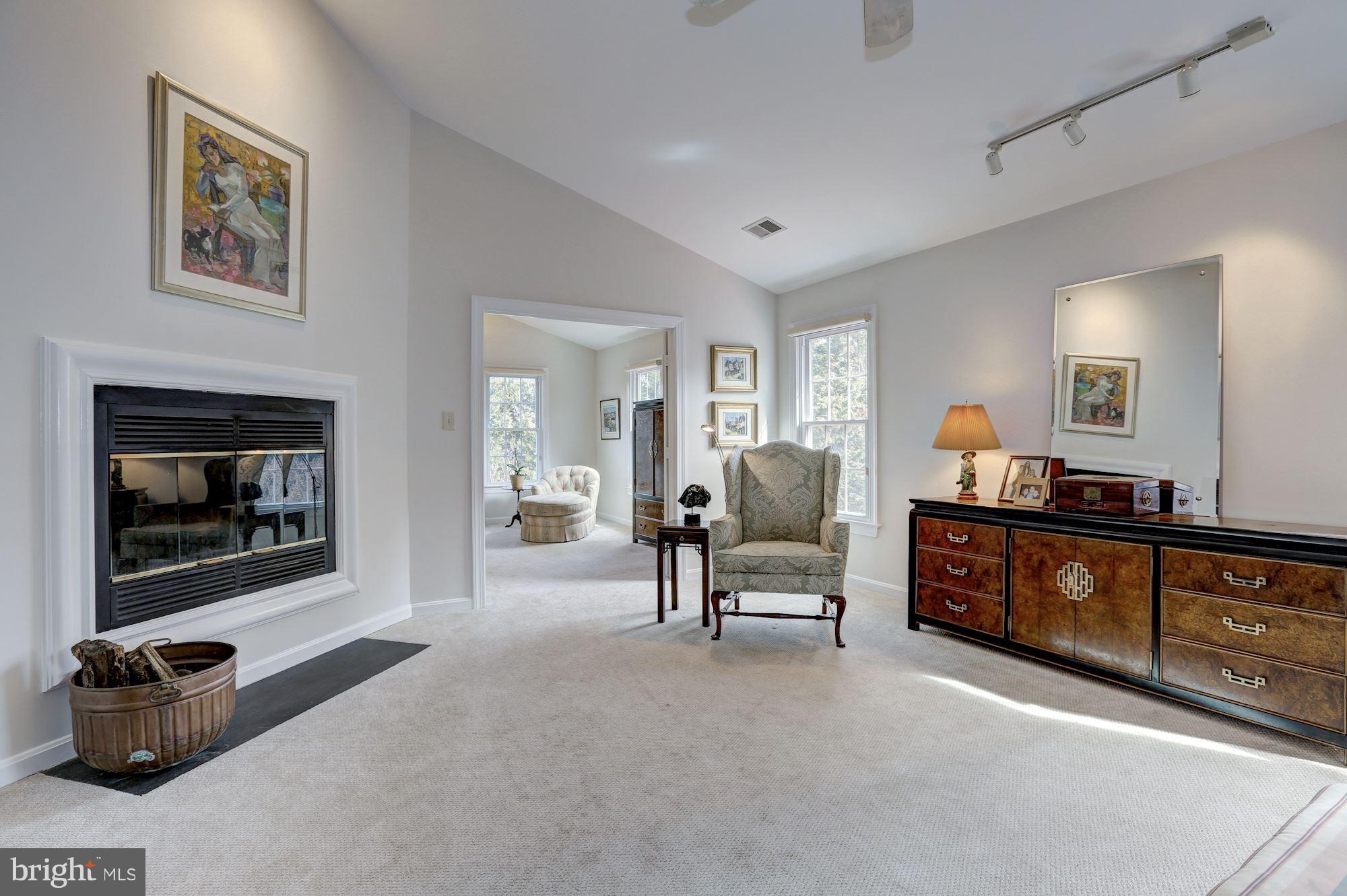 BEALLMOUNT GROVE - Residential