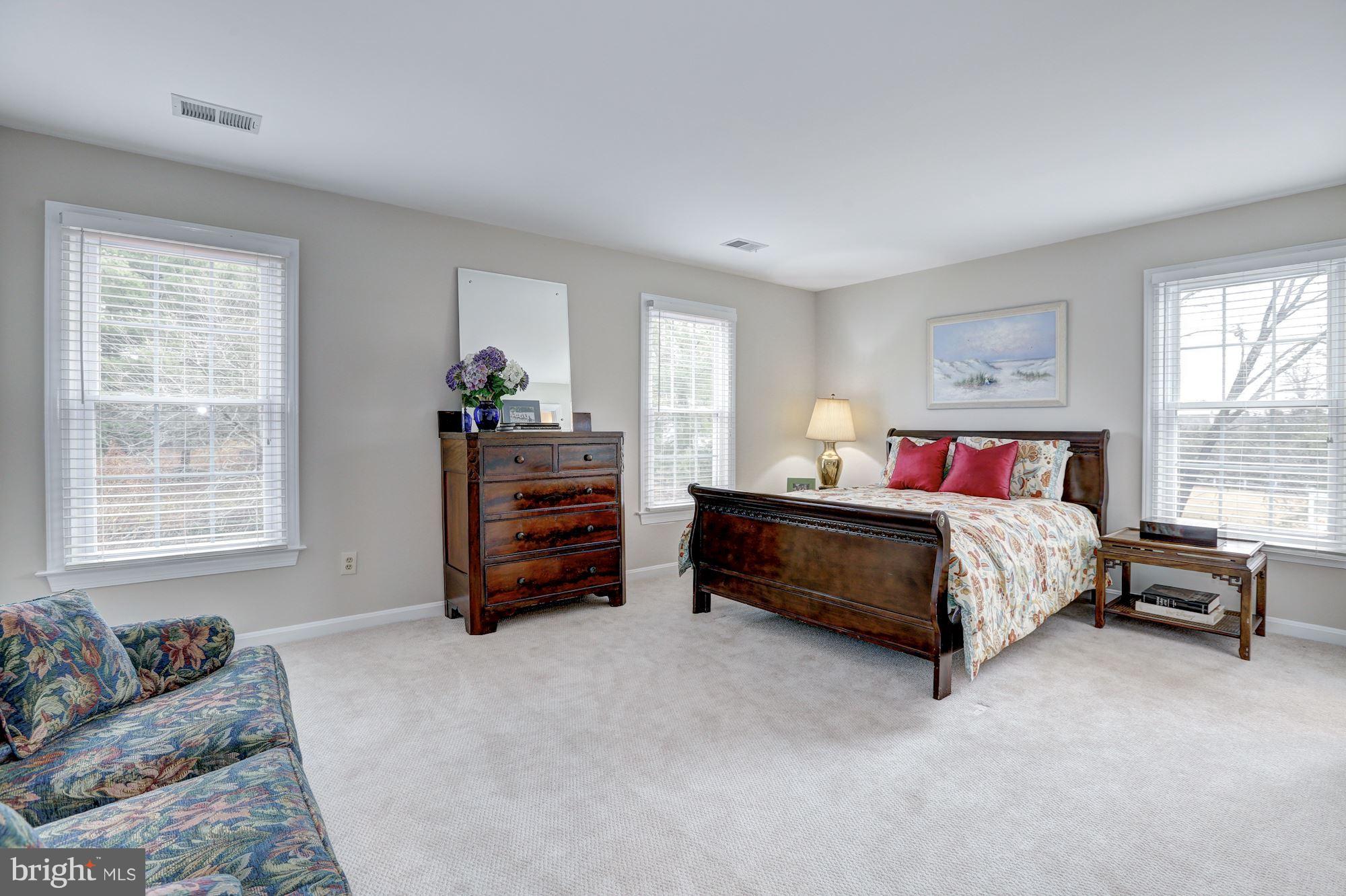 BEALLMOUNT GROVE - Residential