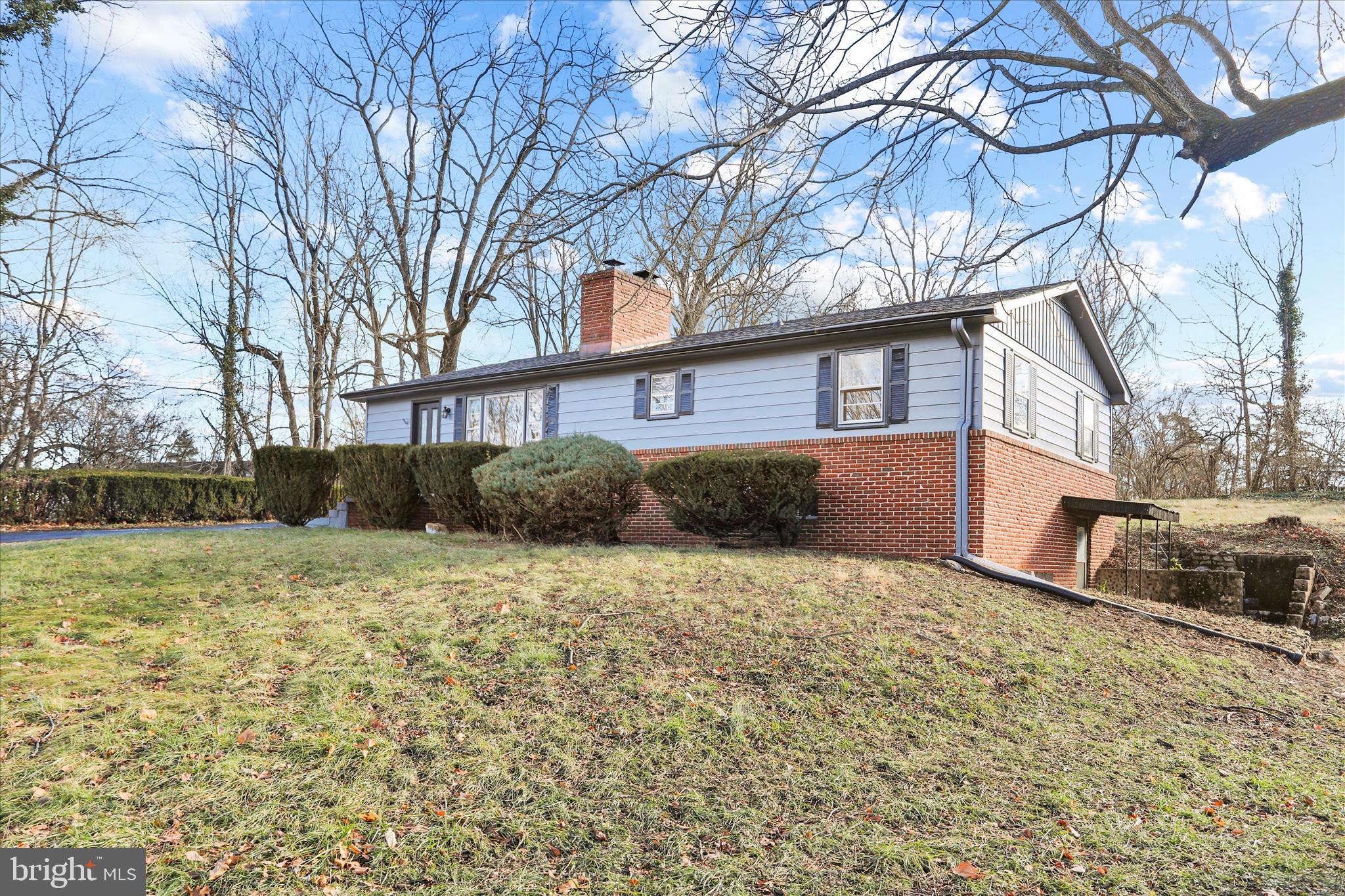 PIKEVIEW ACRES - Residential
