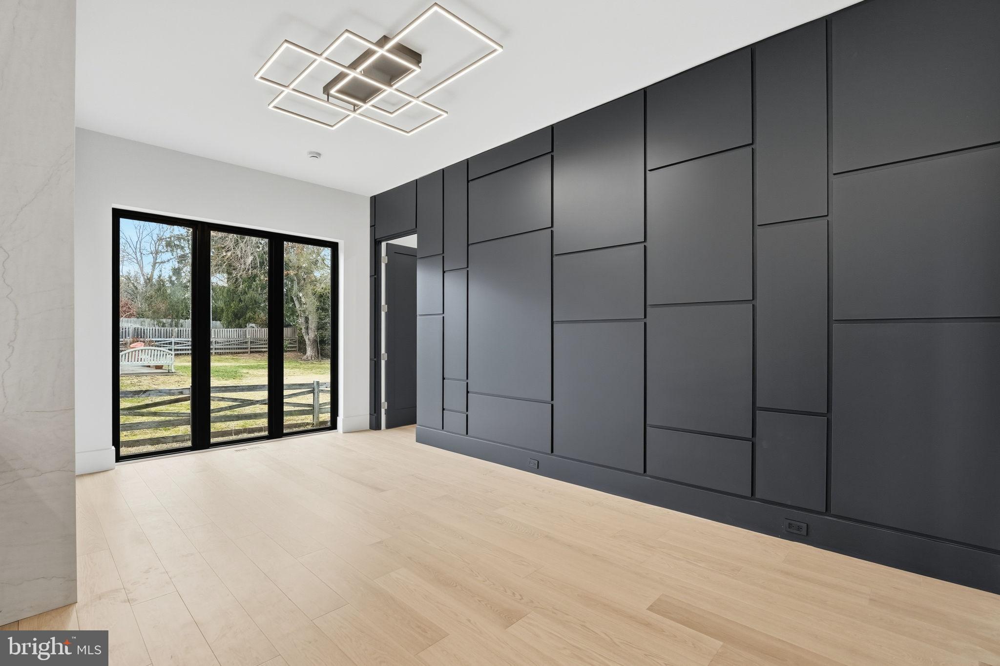 BROYHILL LANGLEY ESTATES - Residential