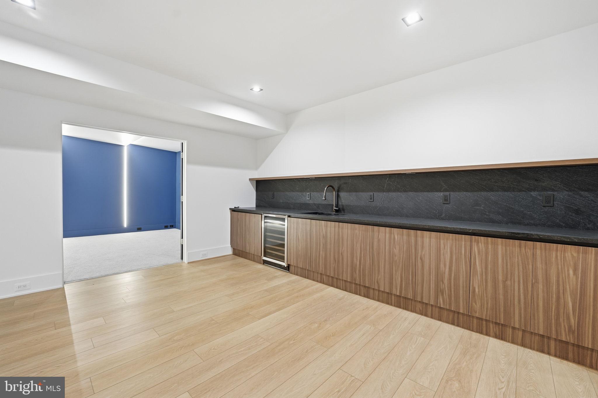BROYHILL LANGLEY ESTATES - Residential