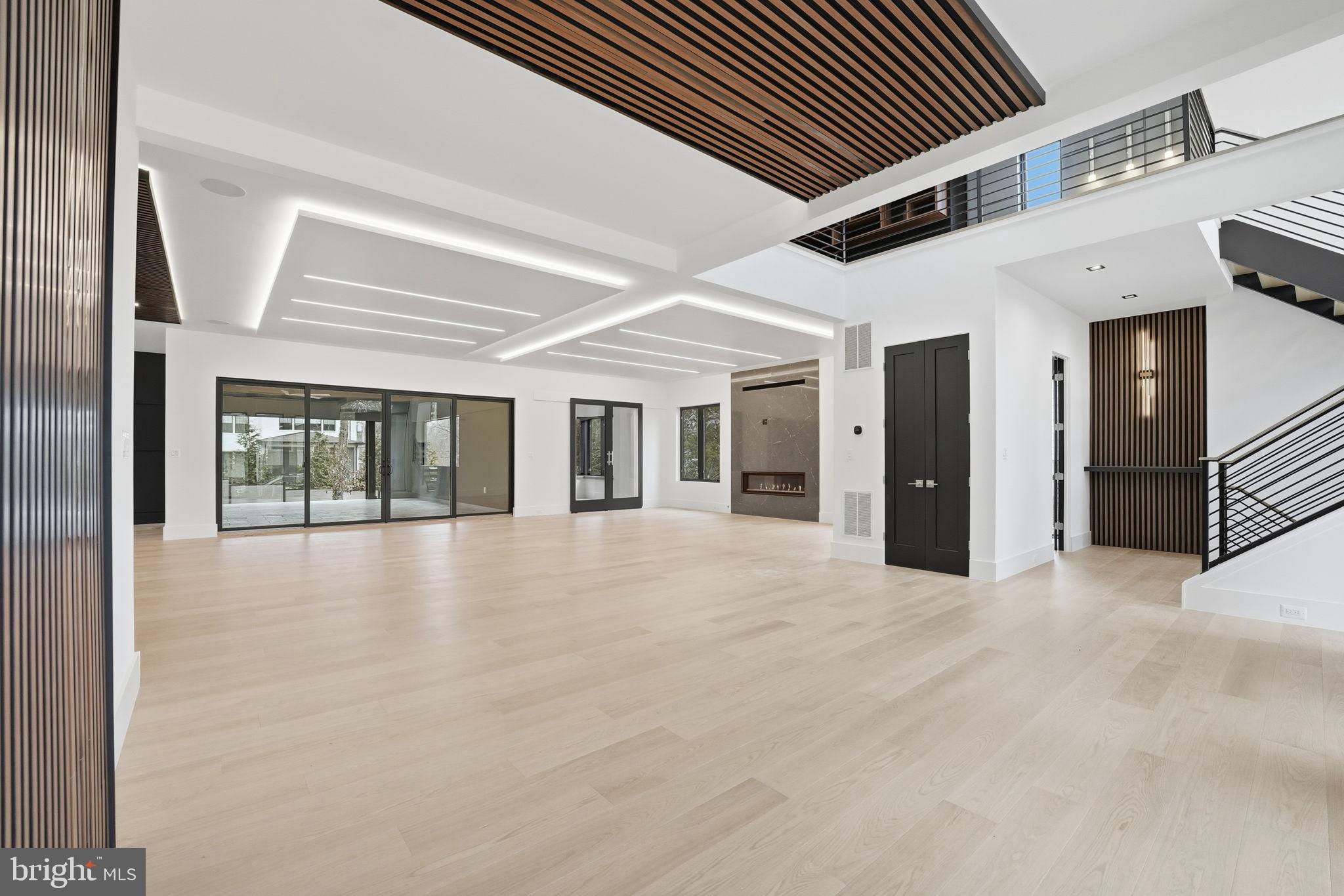 BROYHILL LANGLEY ESTATES - Residential
