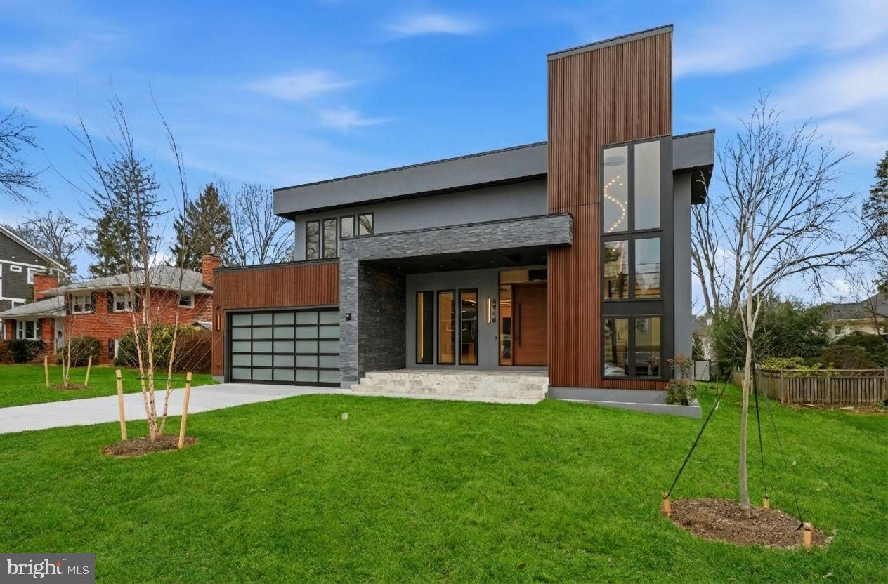 BROYHILL LANGLEY ESTATES - Residential