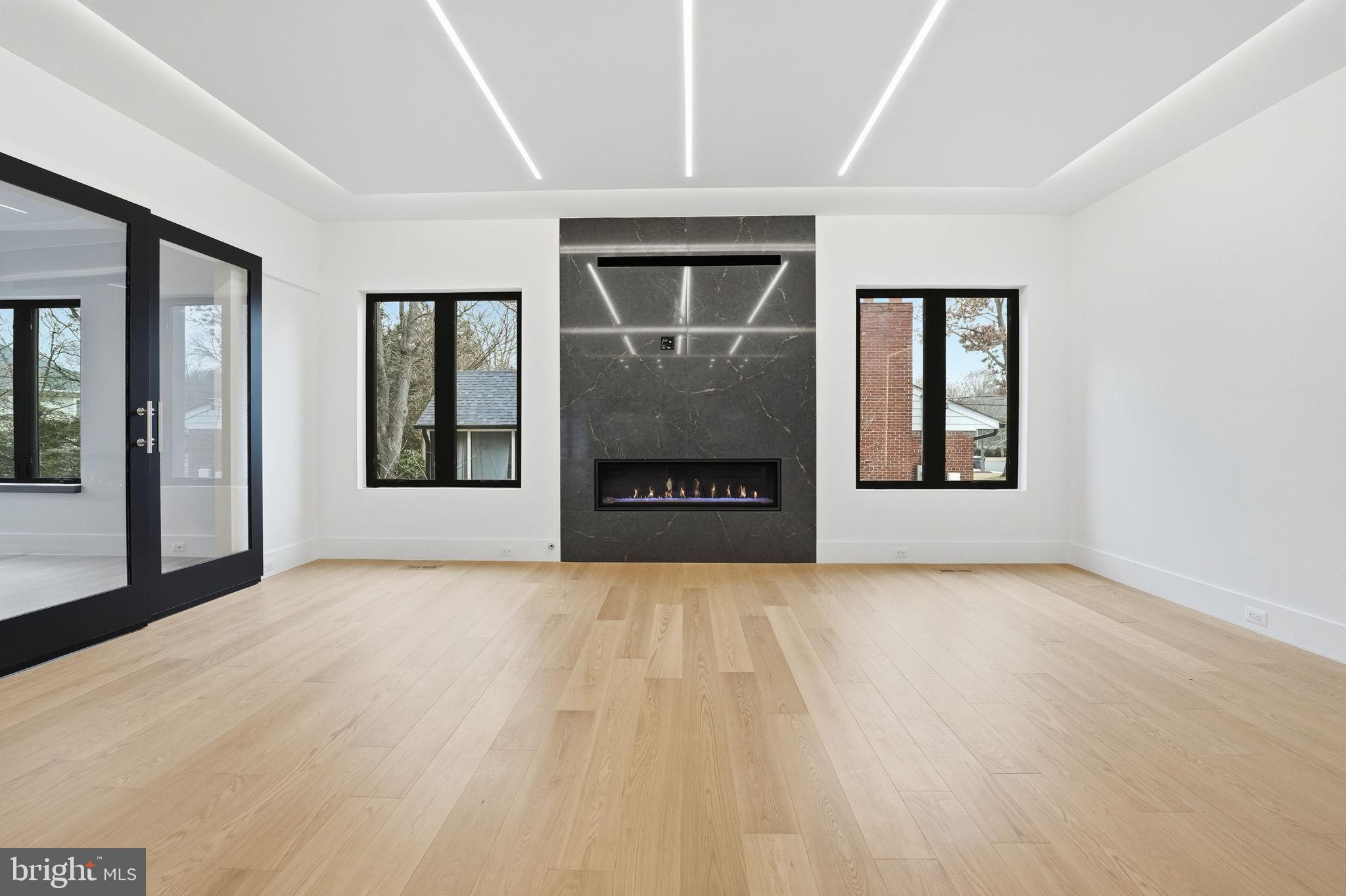 BROYHILL LANGLEY ESTATES - Residential