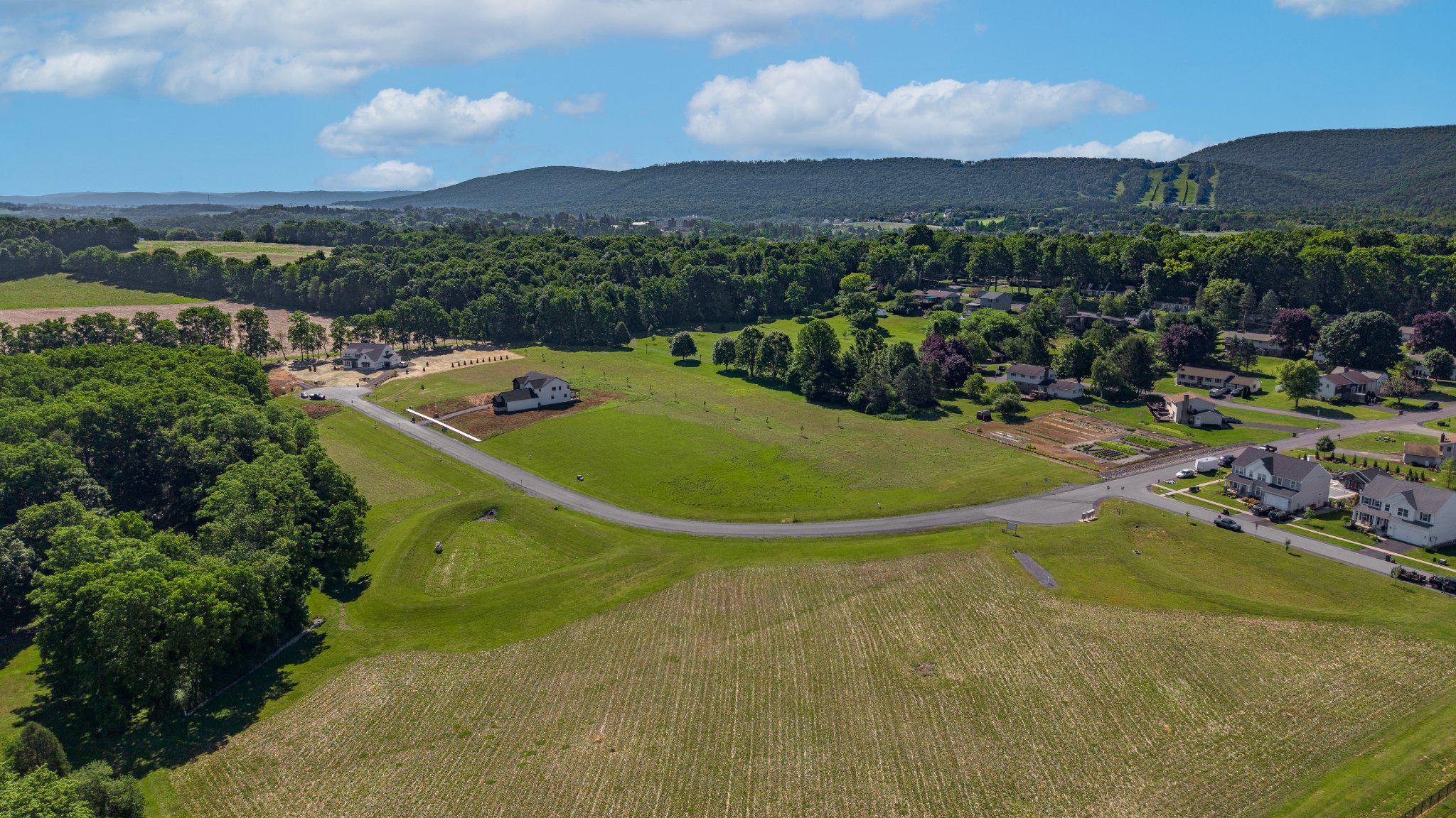 KAYWOOD NORTH ESTATES - Land