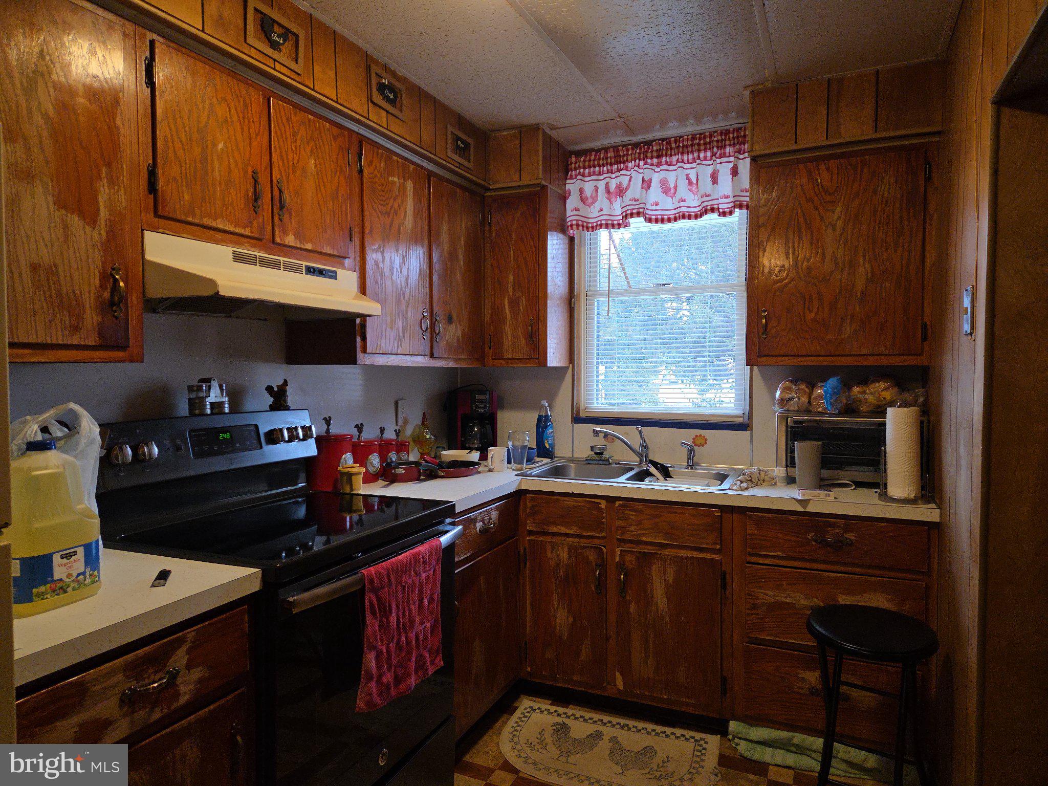 Investor opportunity in Sharpsburg. Fully occupied triplex producing $3,216 per month in gross rental income, or $38,592 annually. This property offers immediate income from day one with all three units currently rented. Located in Washington County with convenient access to Hagerstown, Shepherdstown, Boonsboro, commuter routes, and local amenities. Whether you are expanding an existing portfolio or looking for a multi-unit property with established rental income, this one is worth a look. Buyer to verify all unit information, zoning, rental licensing, income, expenses, utilities, and intended use.