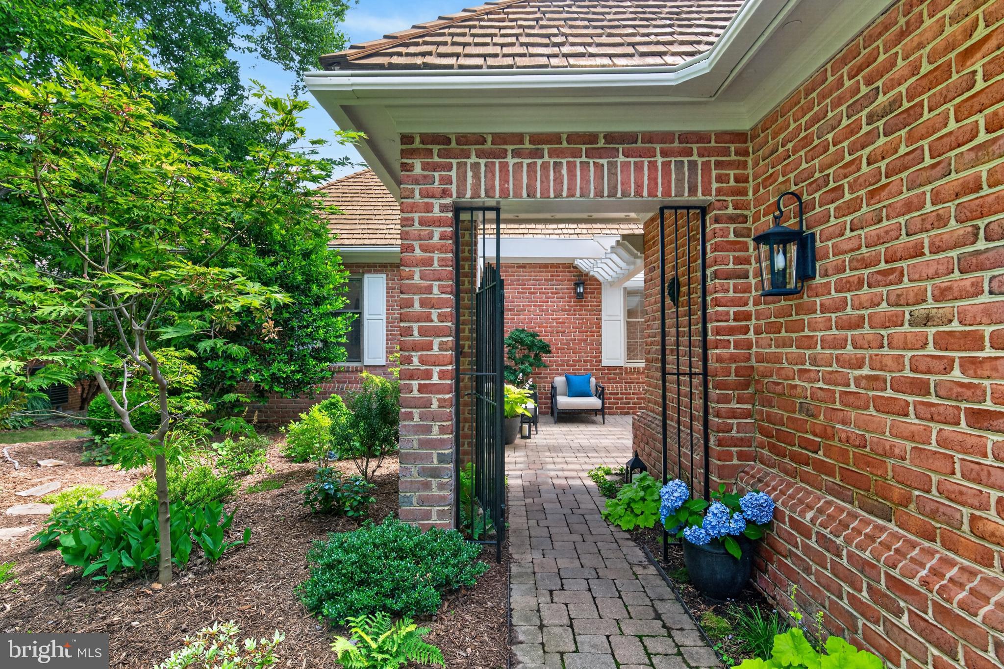 SOUTH RIVER LANDING - Residential
