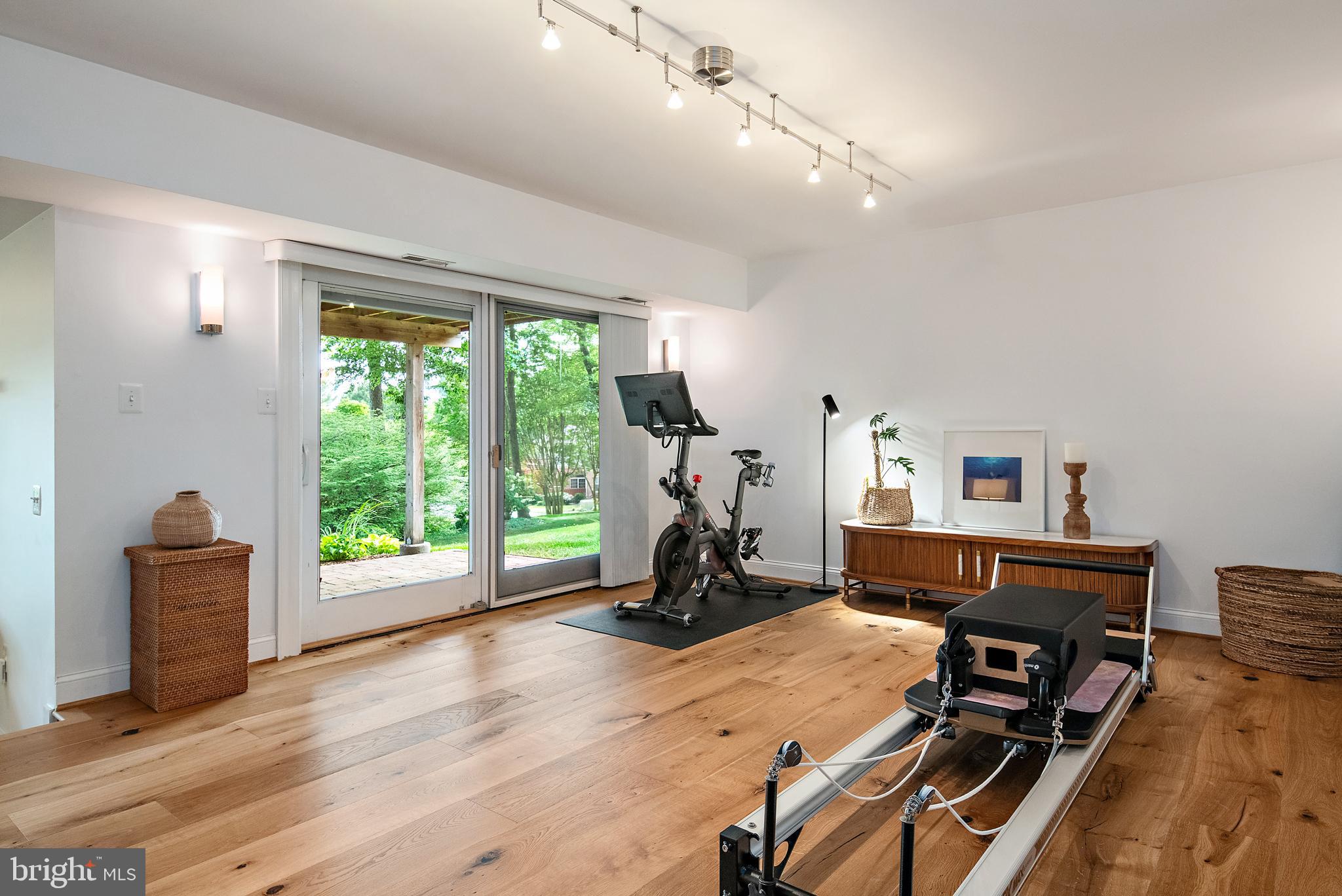 SOUTH RIVER LANDING - Residential