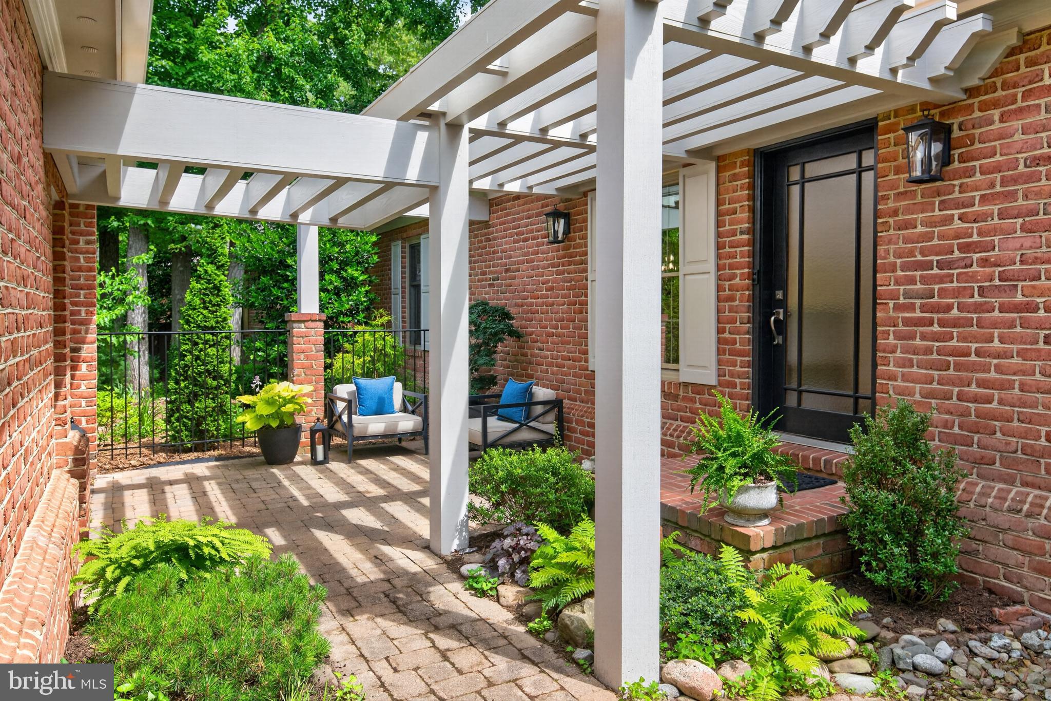 SOUTH RIVER LANDING - Residential