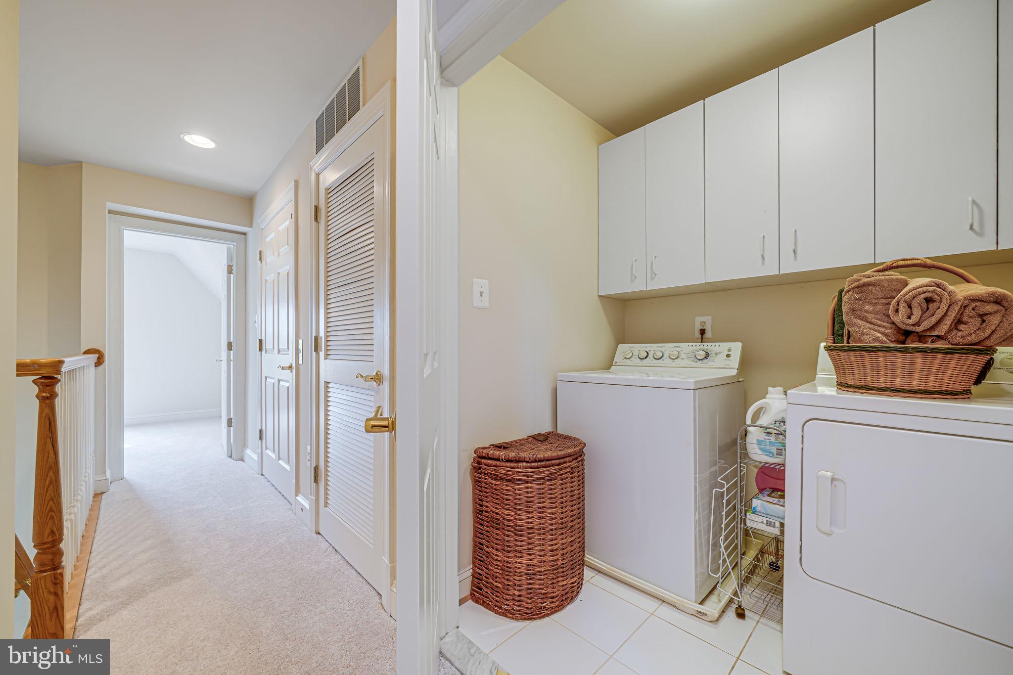 MCLEAN CREST - Residential