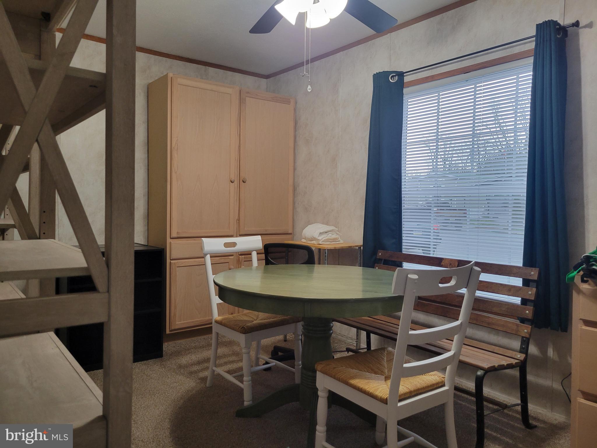 CINDY'S MOBILE HOME PARK - Residential