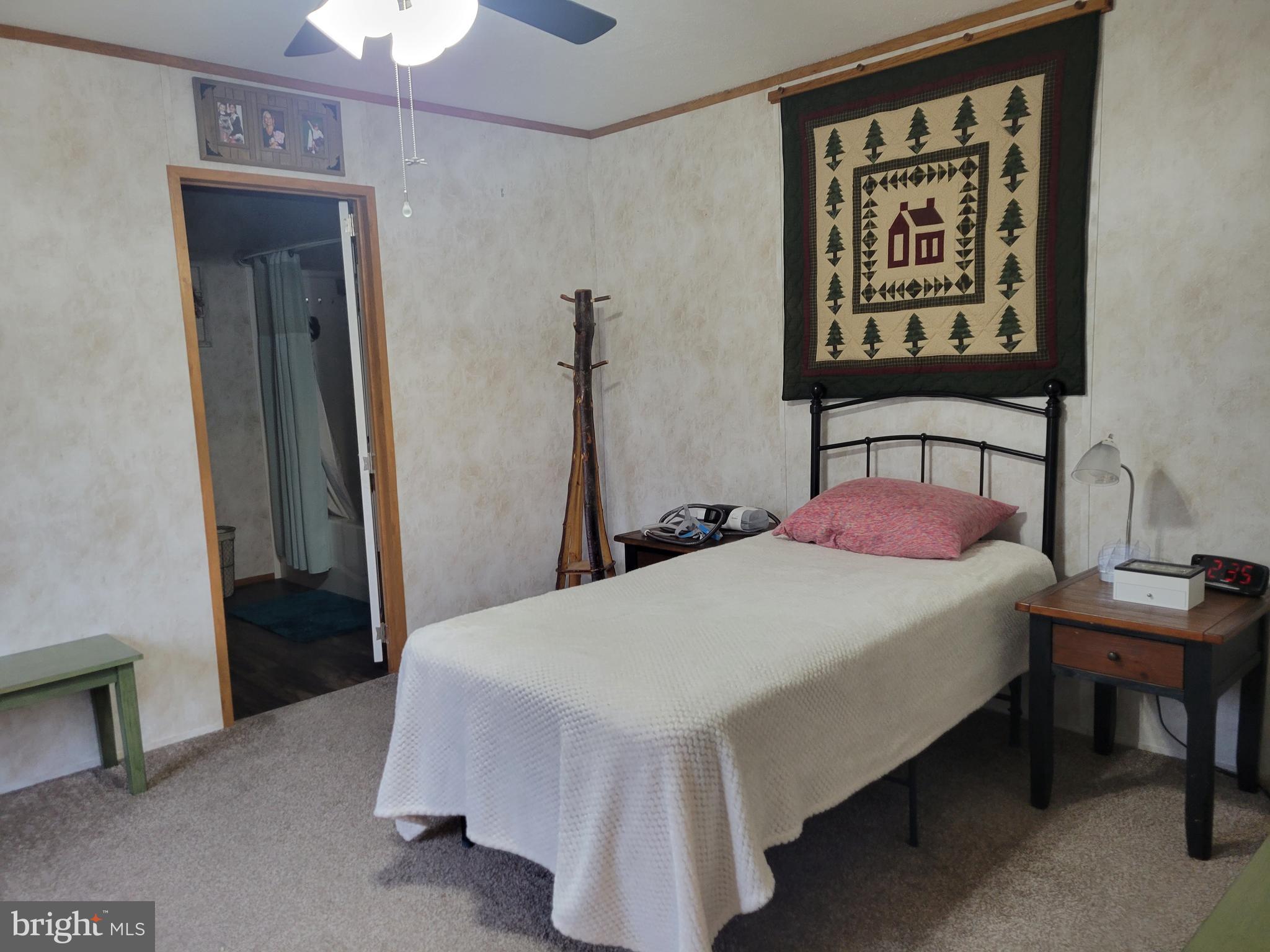 CINDY'S MOBILE HOME PARK - Residential