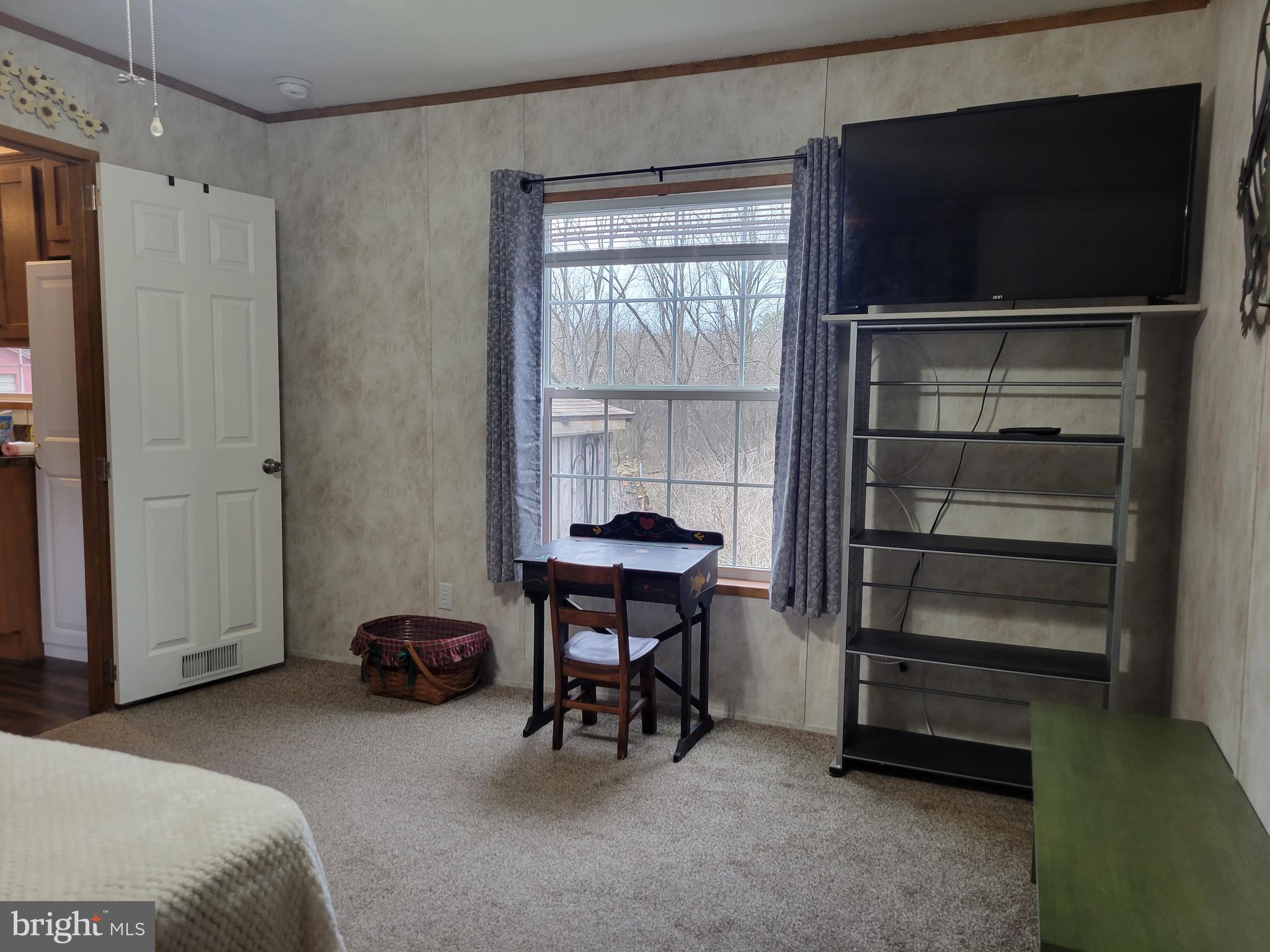 CINDY'S MOBILE HOME PARK - Residential