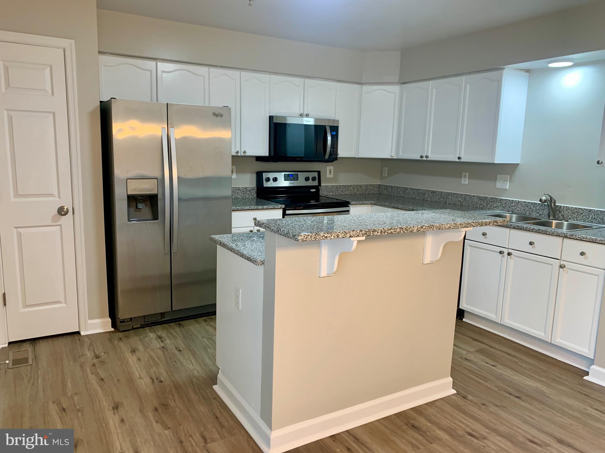 WHISPERING RIDGE - Residential