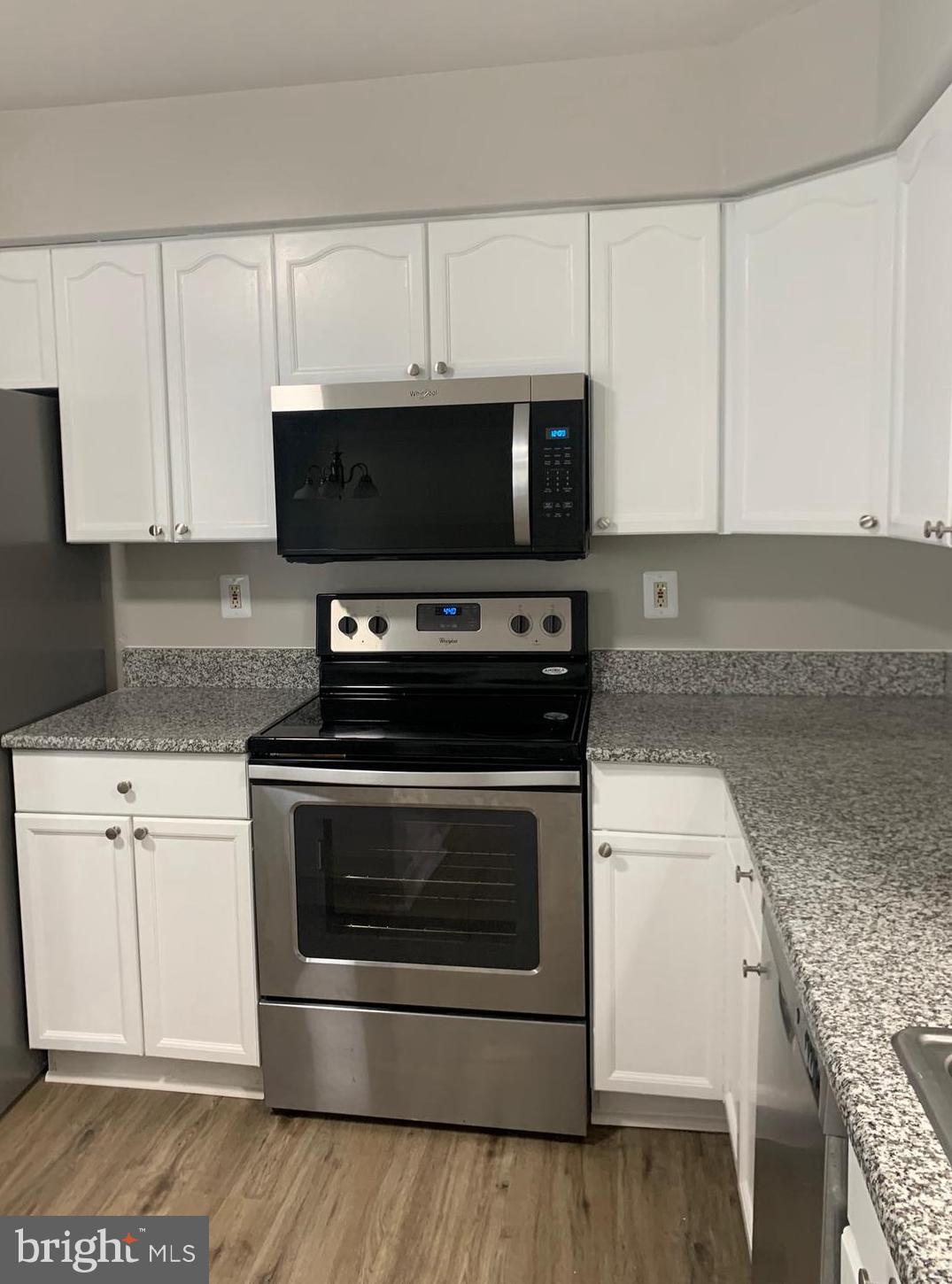 WHISPERING RIDGE - Residential