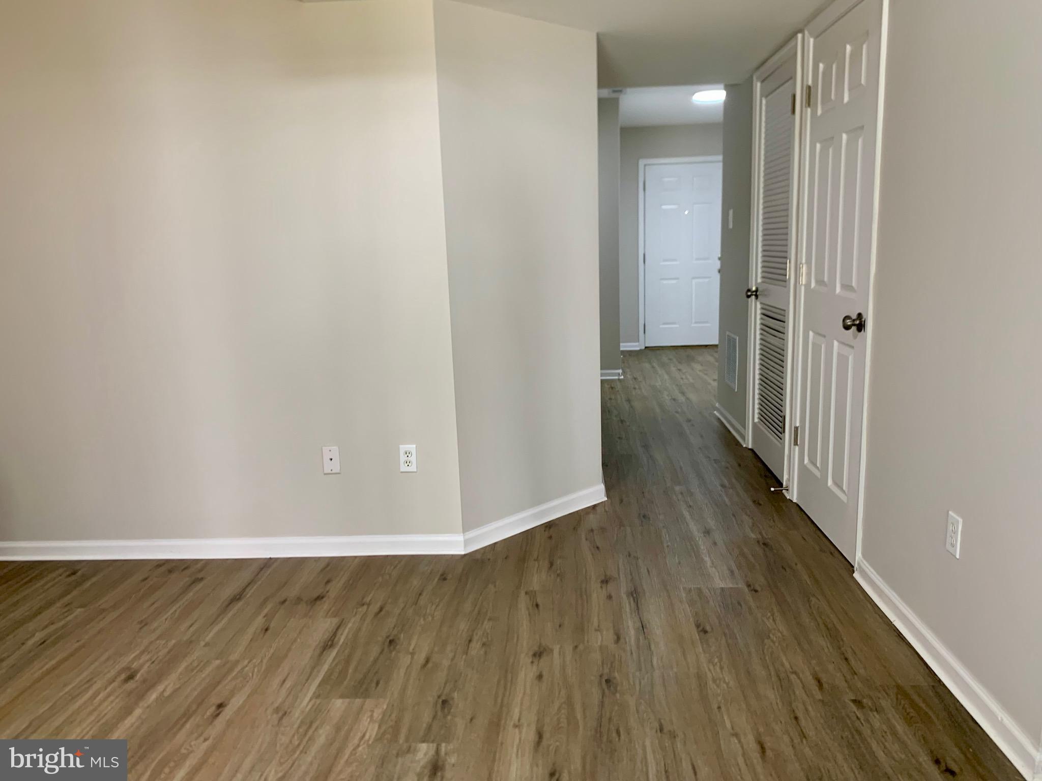 WHISPERING RIDGE - Residential