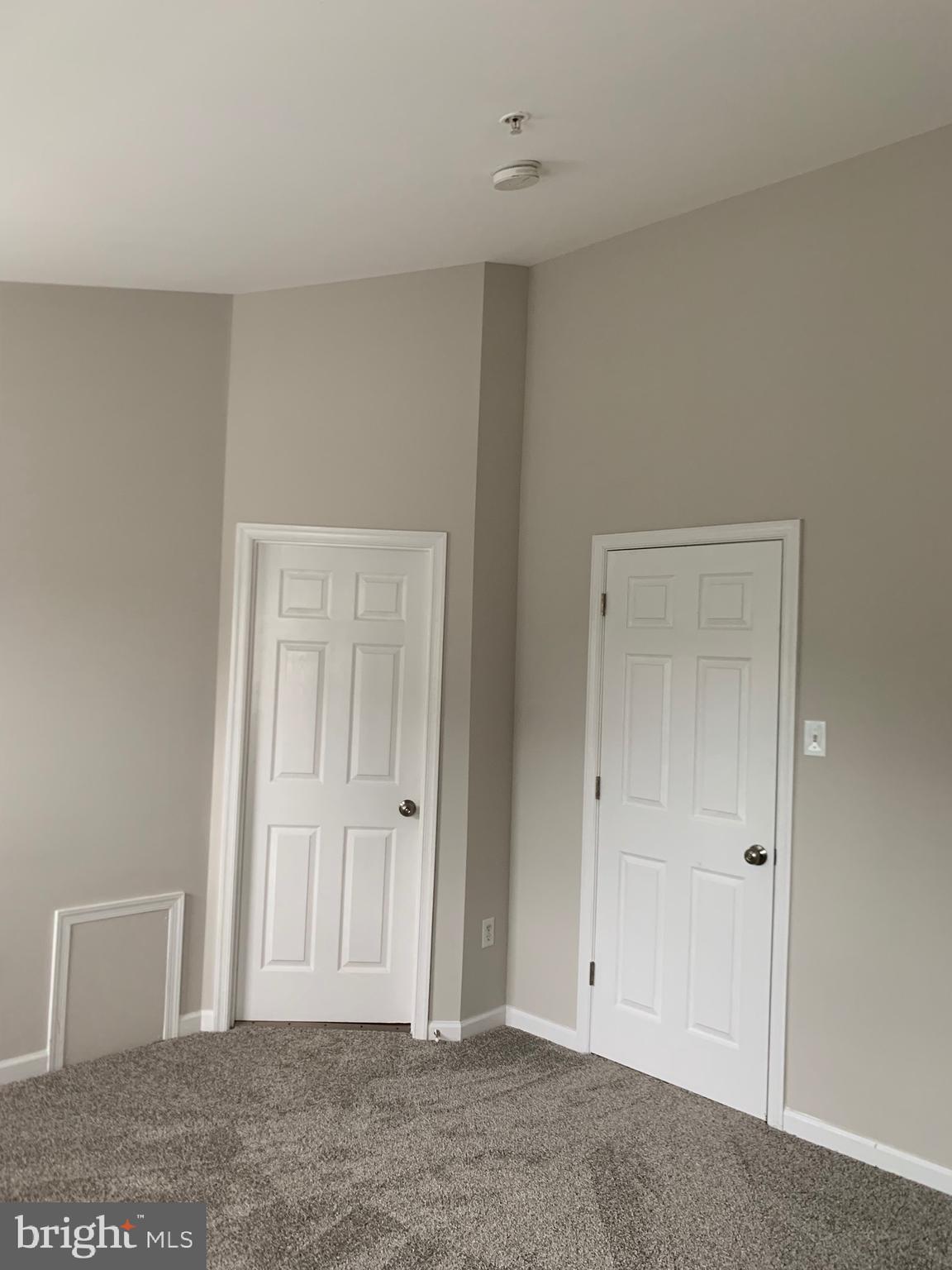 WHISPERING RIDGE - Residential