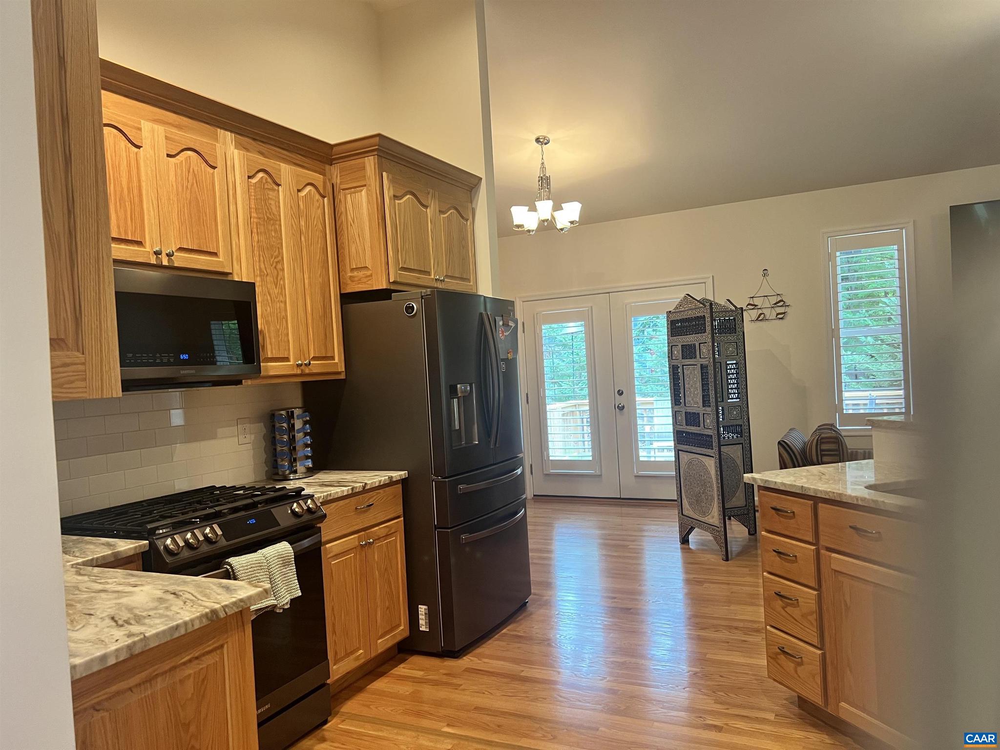 LAKE MONTICELLO - Residential