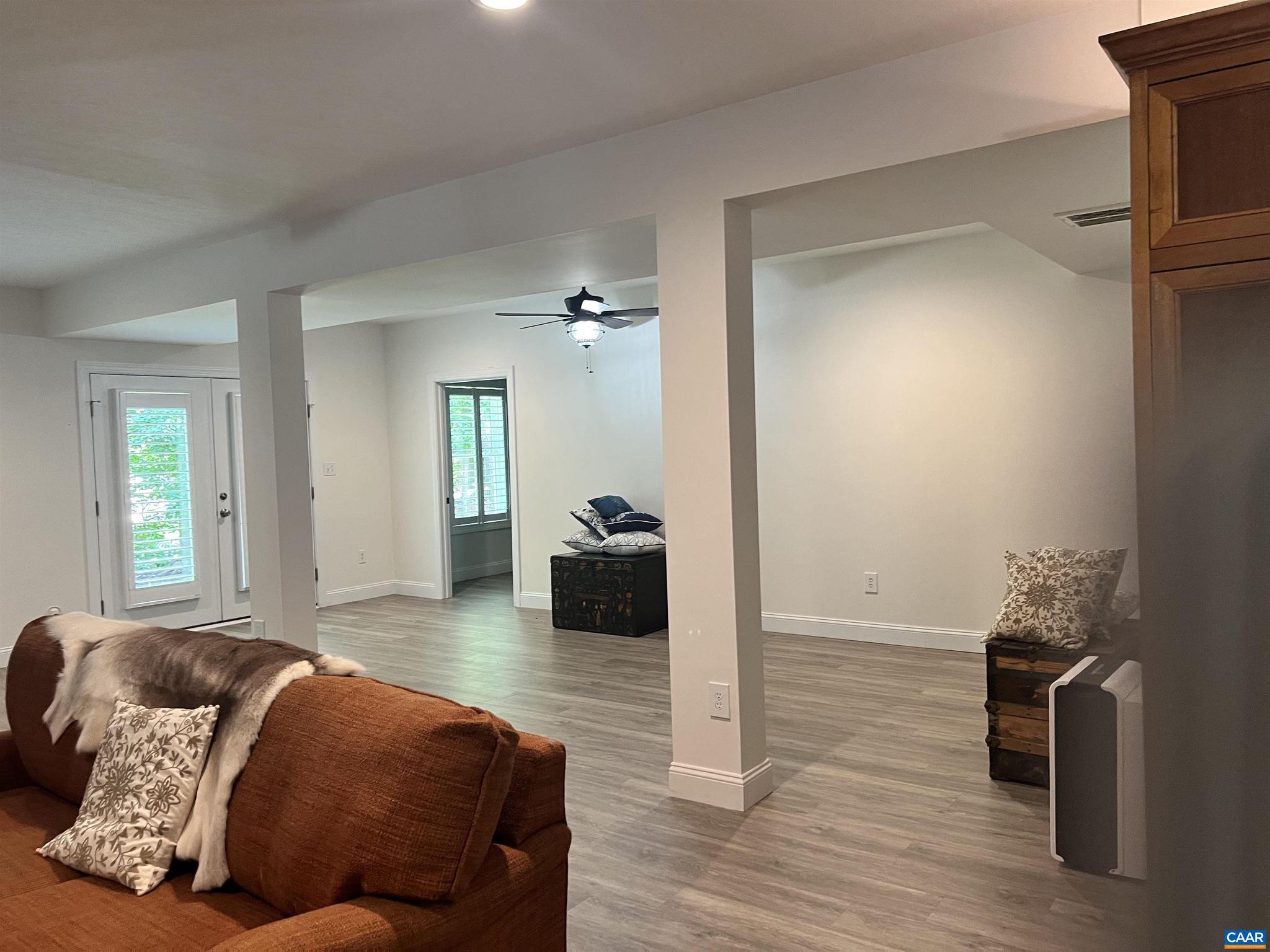 LAKE MONTICELLO - Residential