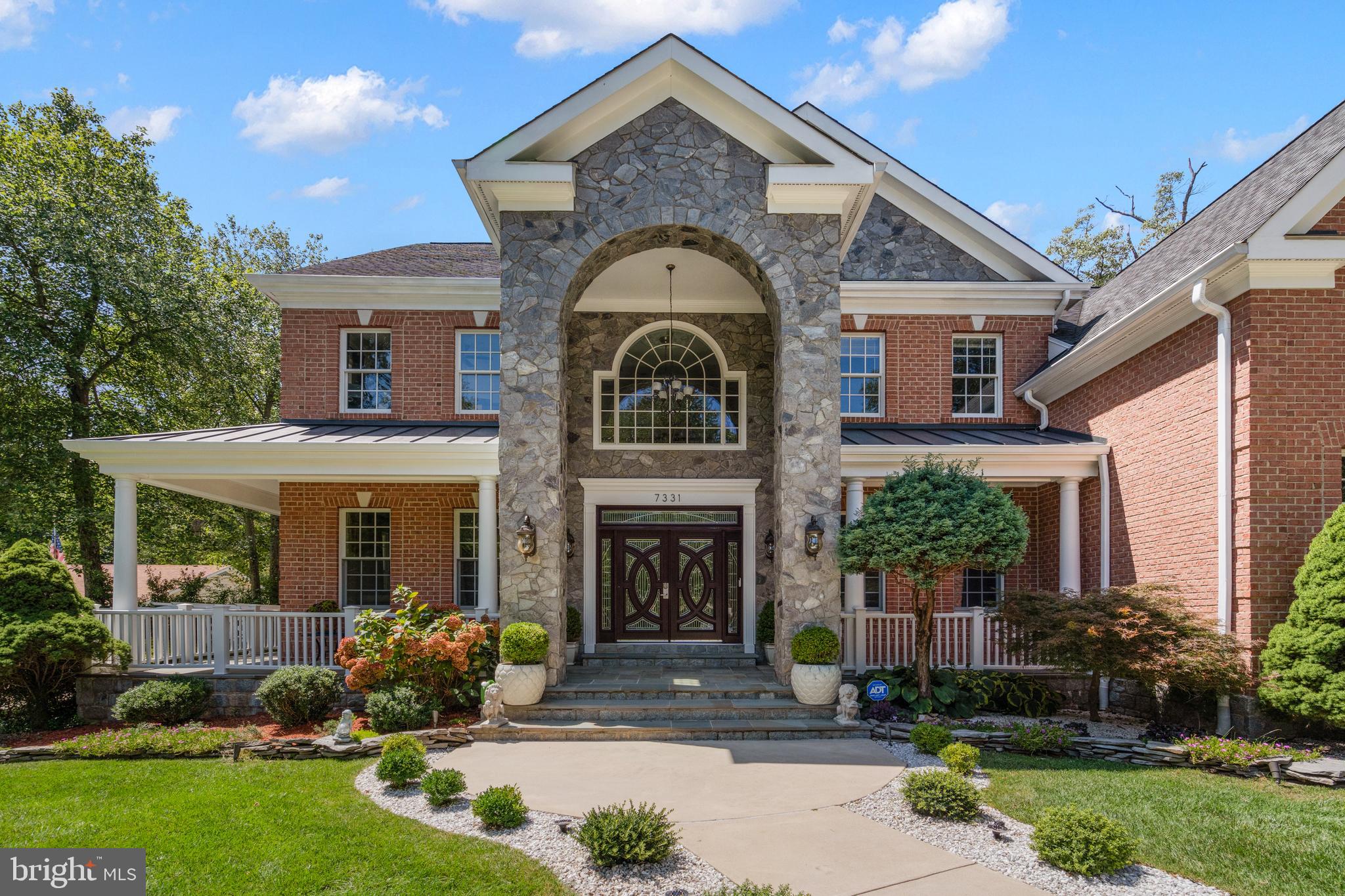 ANNANDALE ACRES - Residential