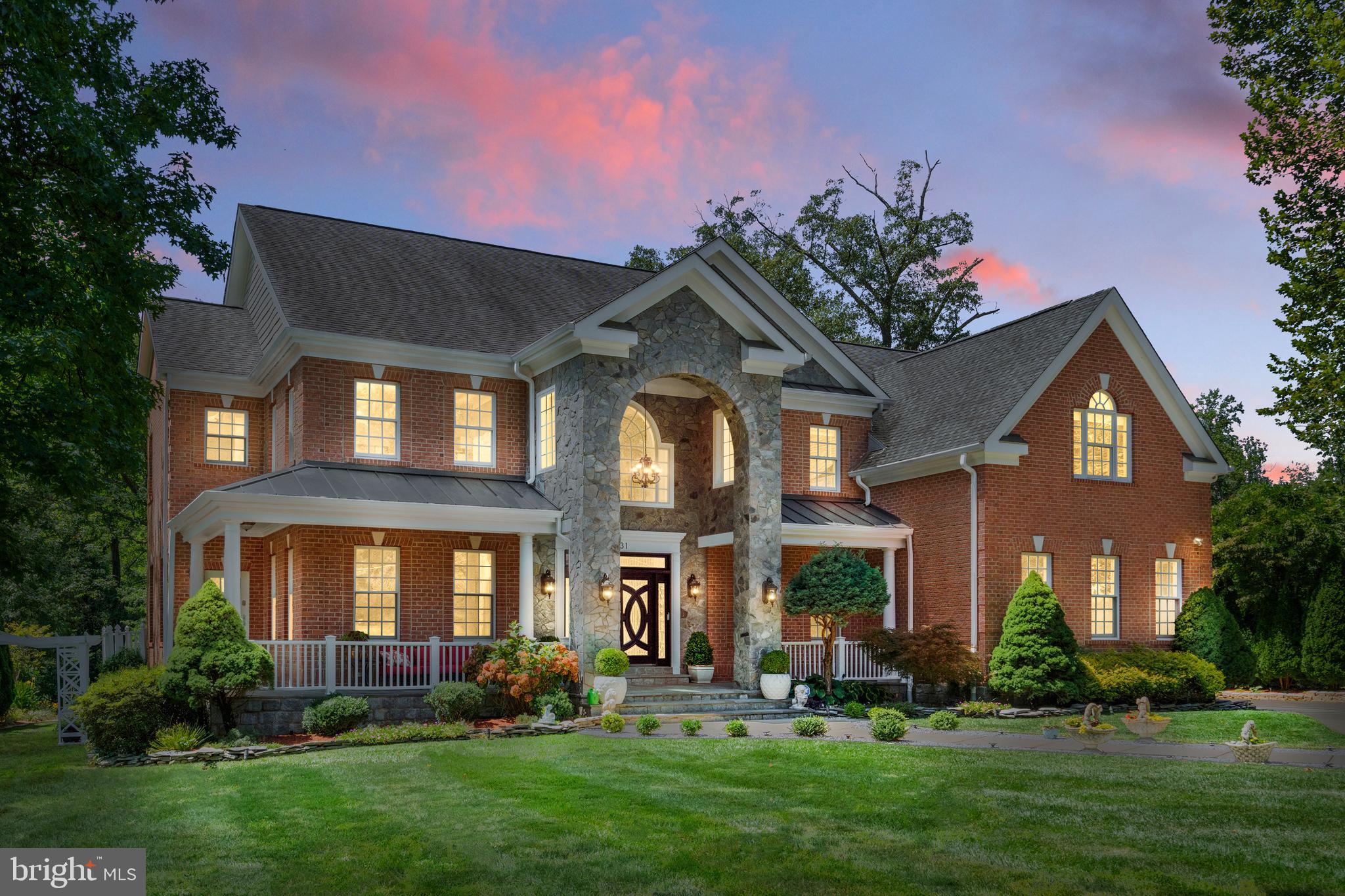 ANNANDALE ACRES - Residential