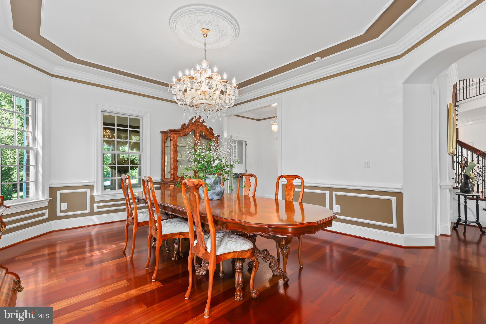 ANNANDALE ACRES - Residential