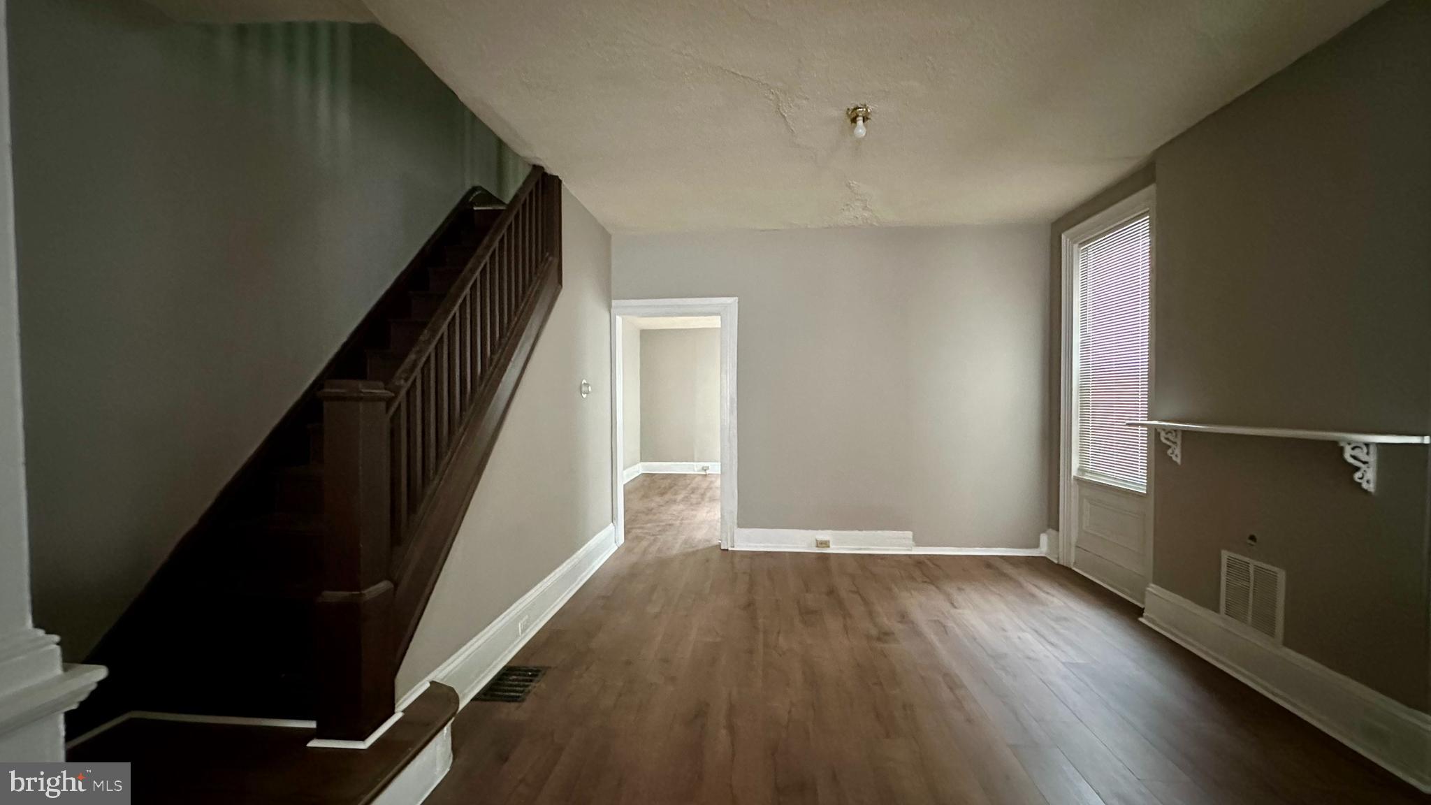 NORRISTOWN - Residential