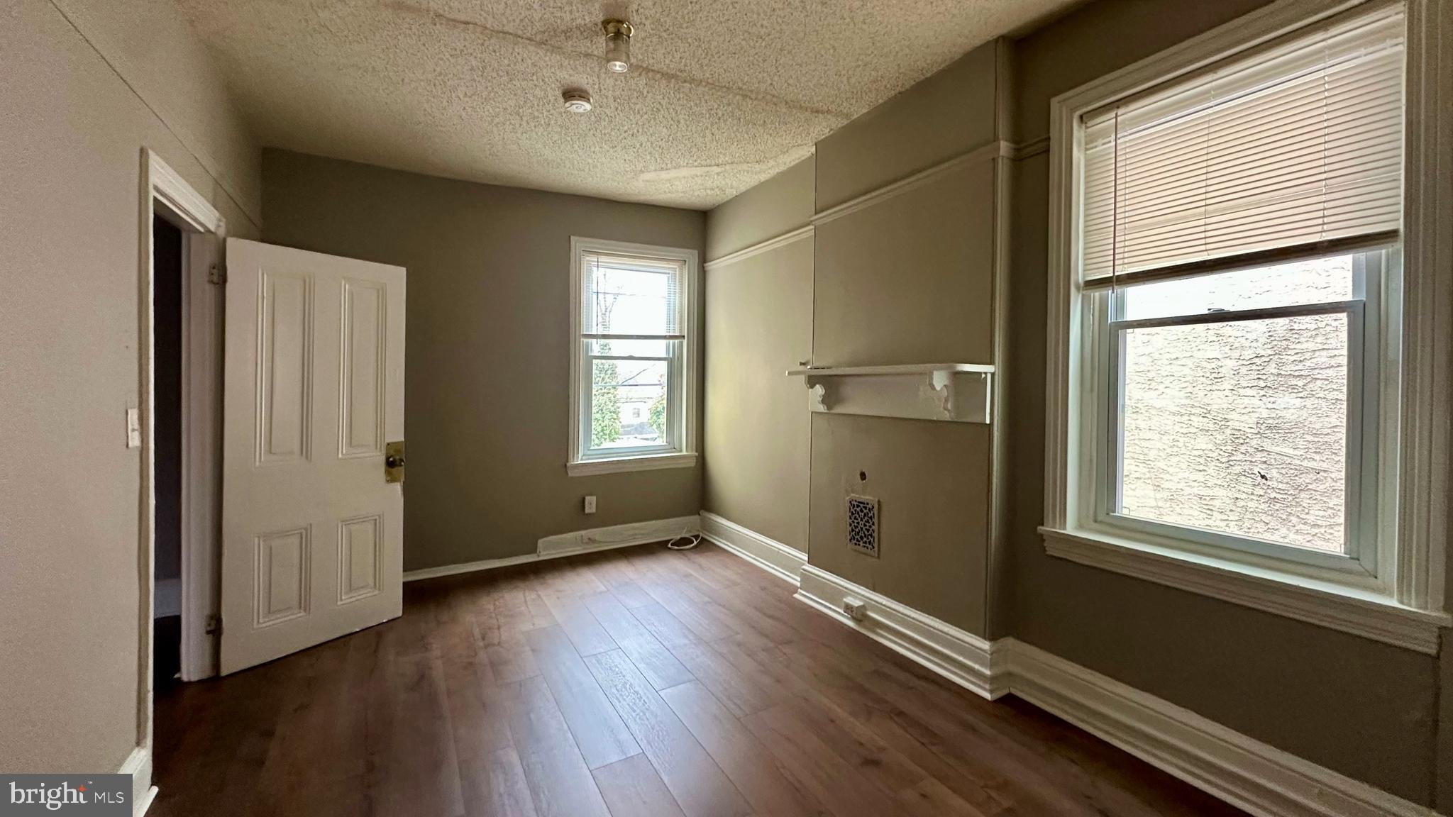 NORRISTOWN - Residential