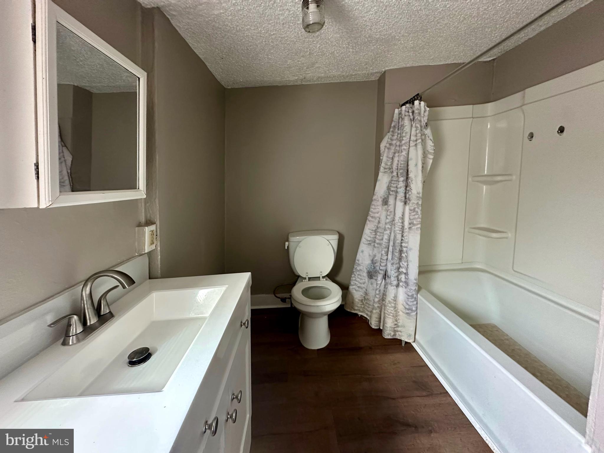 NORRISTOWN - Residential