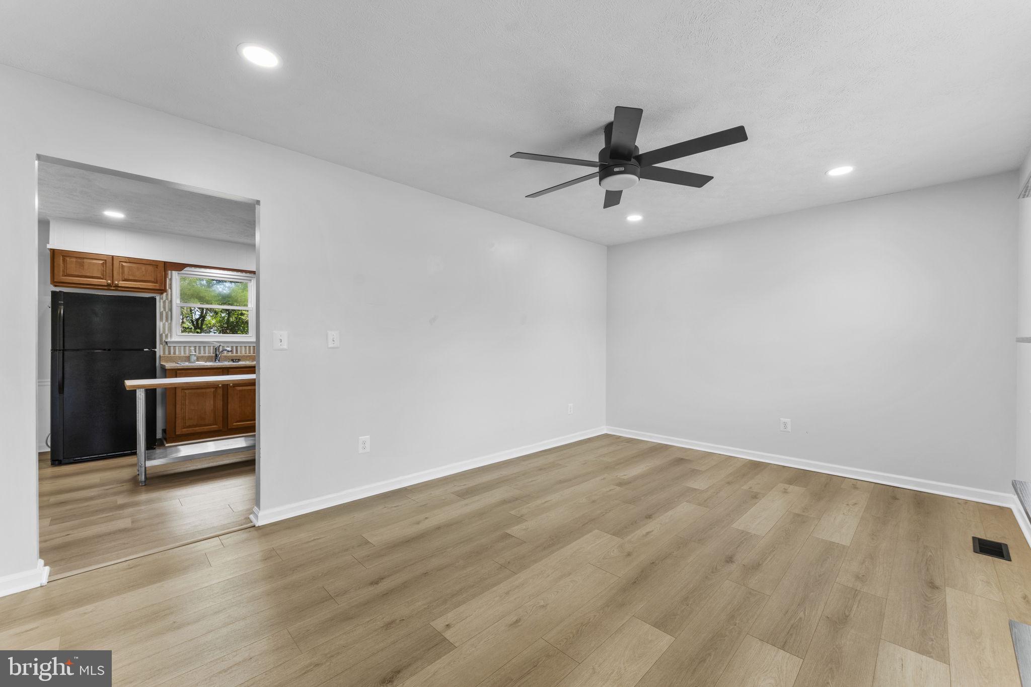GREENFIELD - Residential