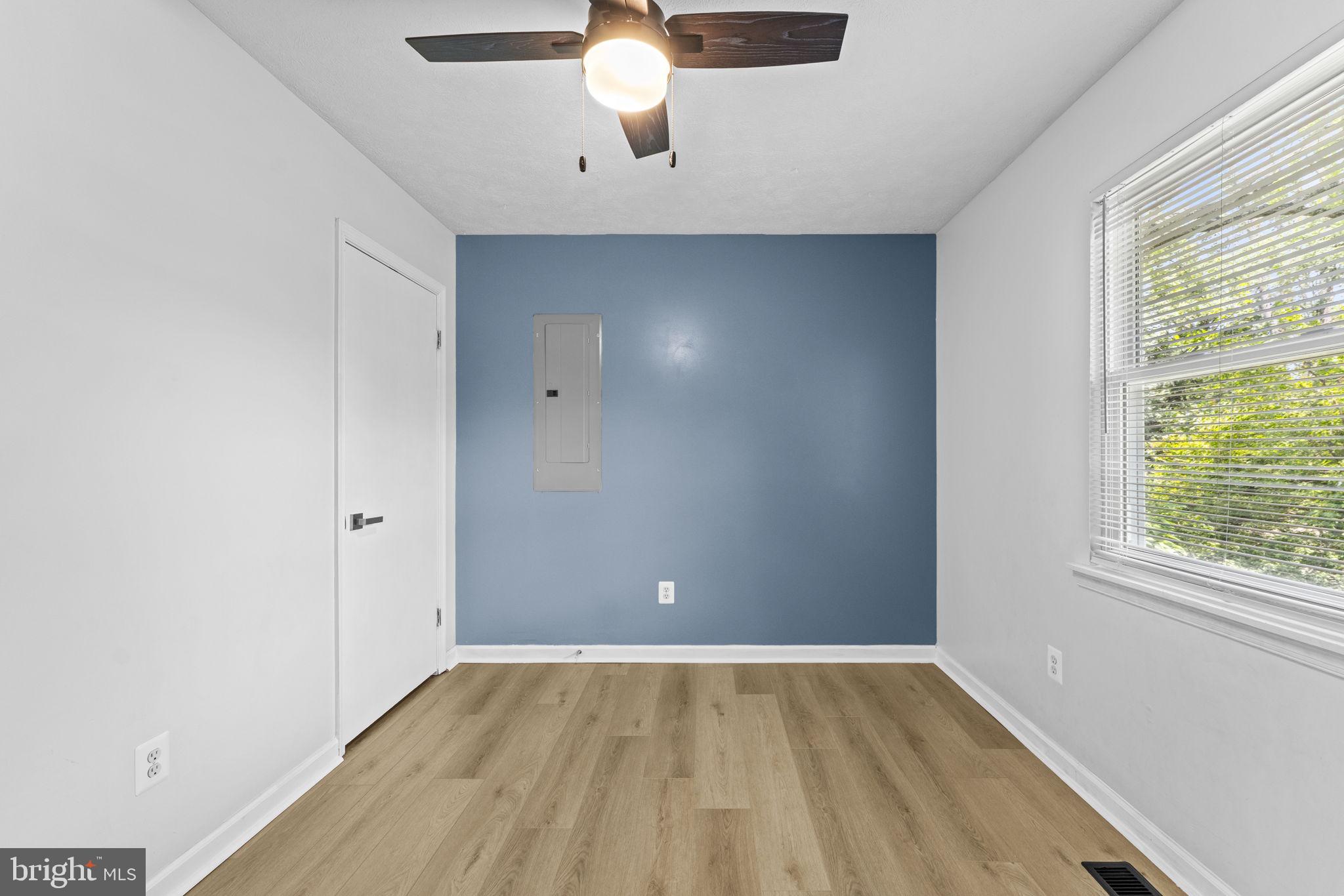 GREENFIELD - Residential