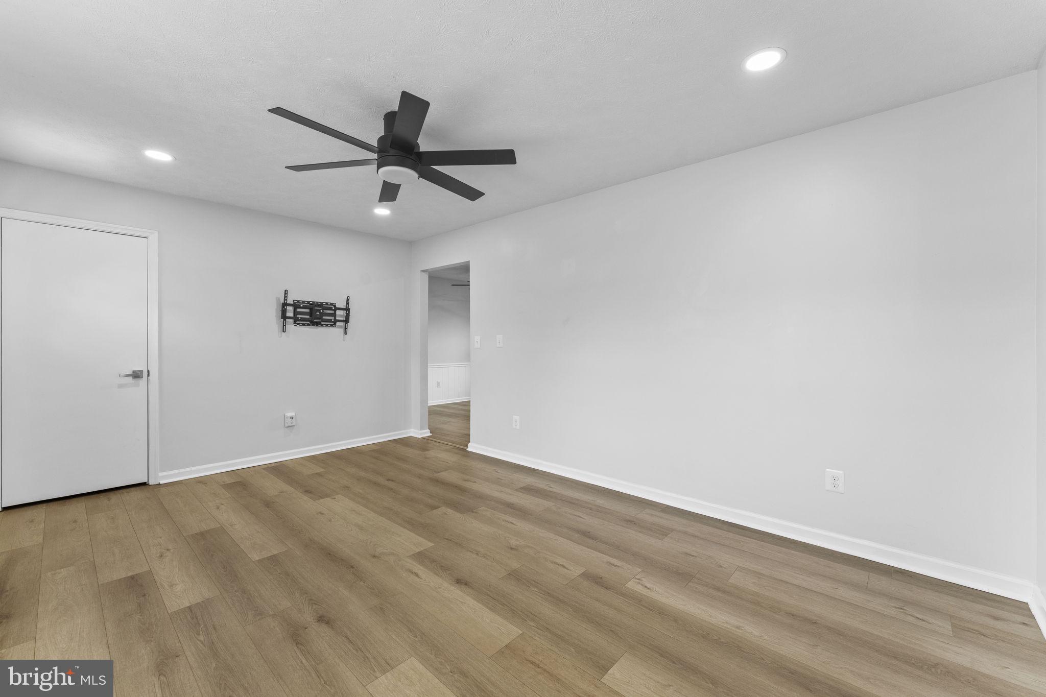 GREENFIELD - Residential