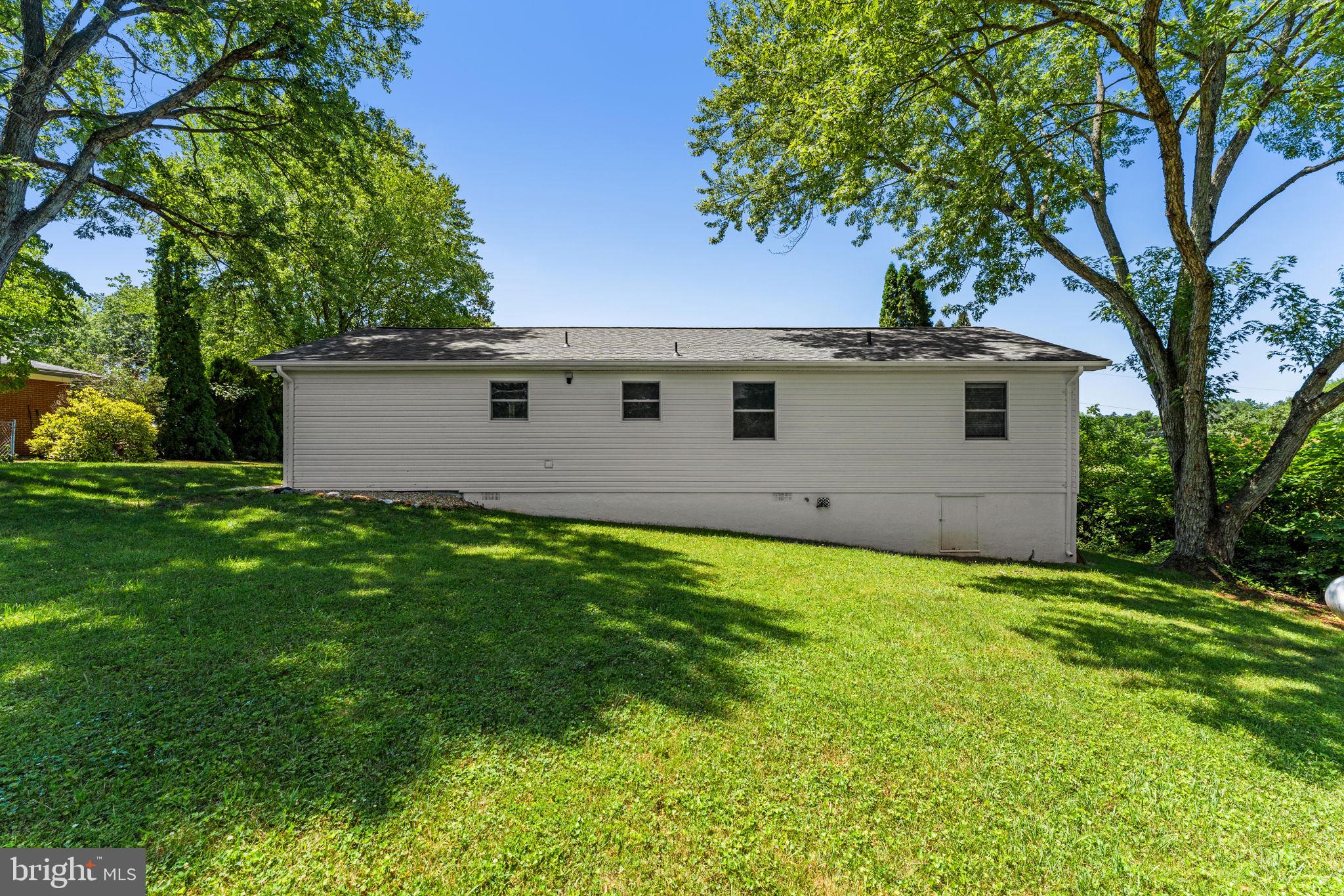 GREENFIELD - Residential
