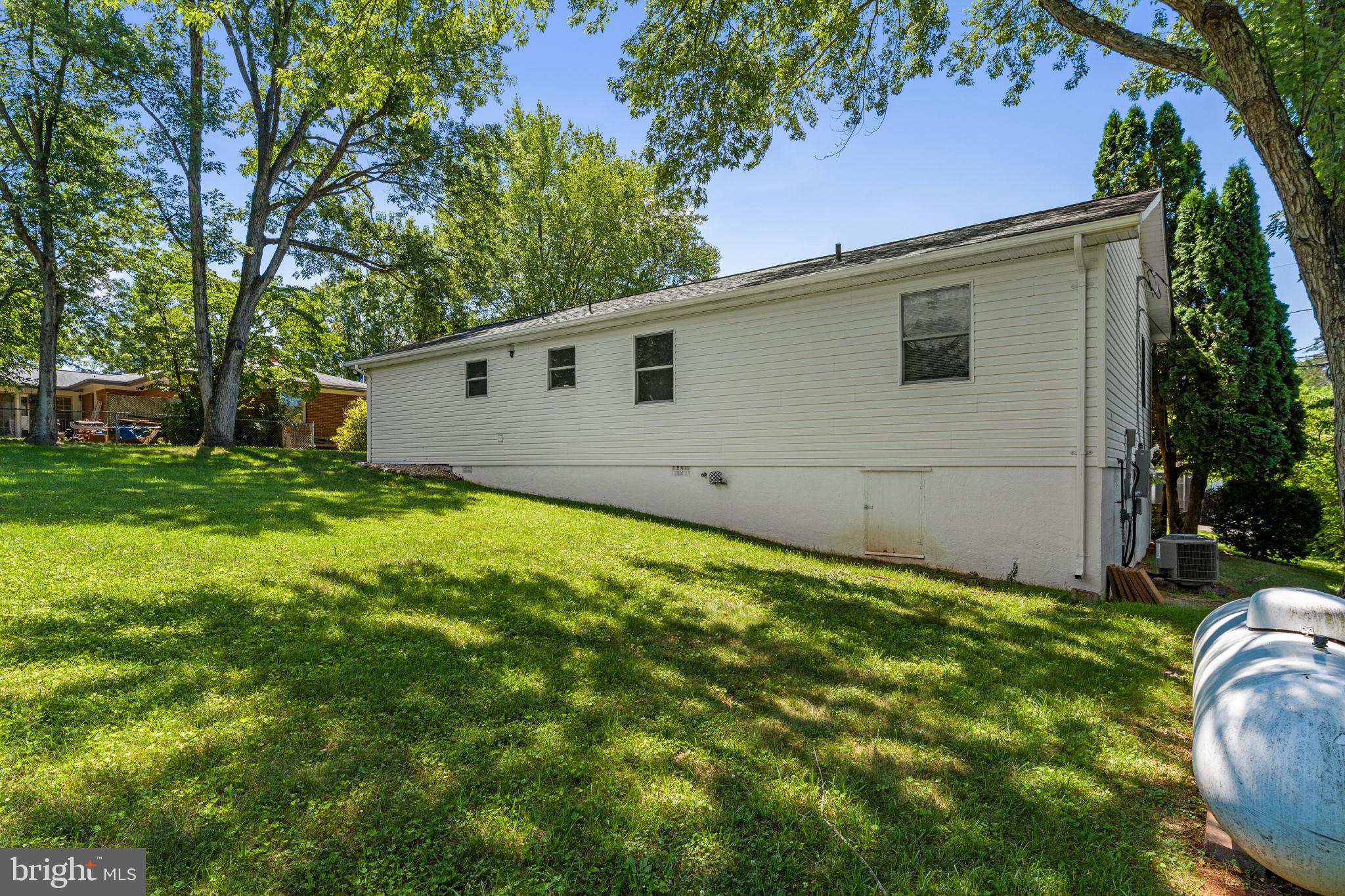 GREENFIELD - Residential