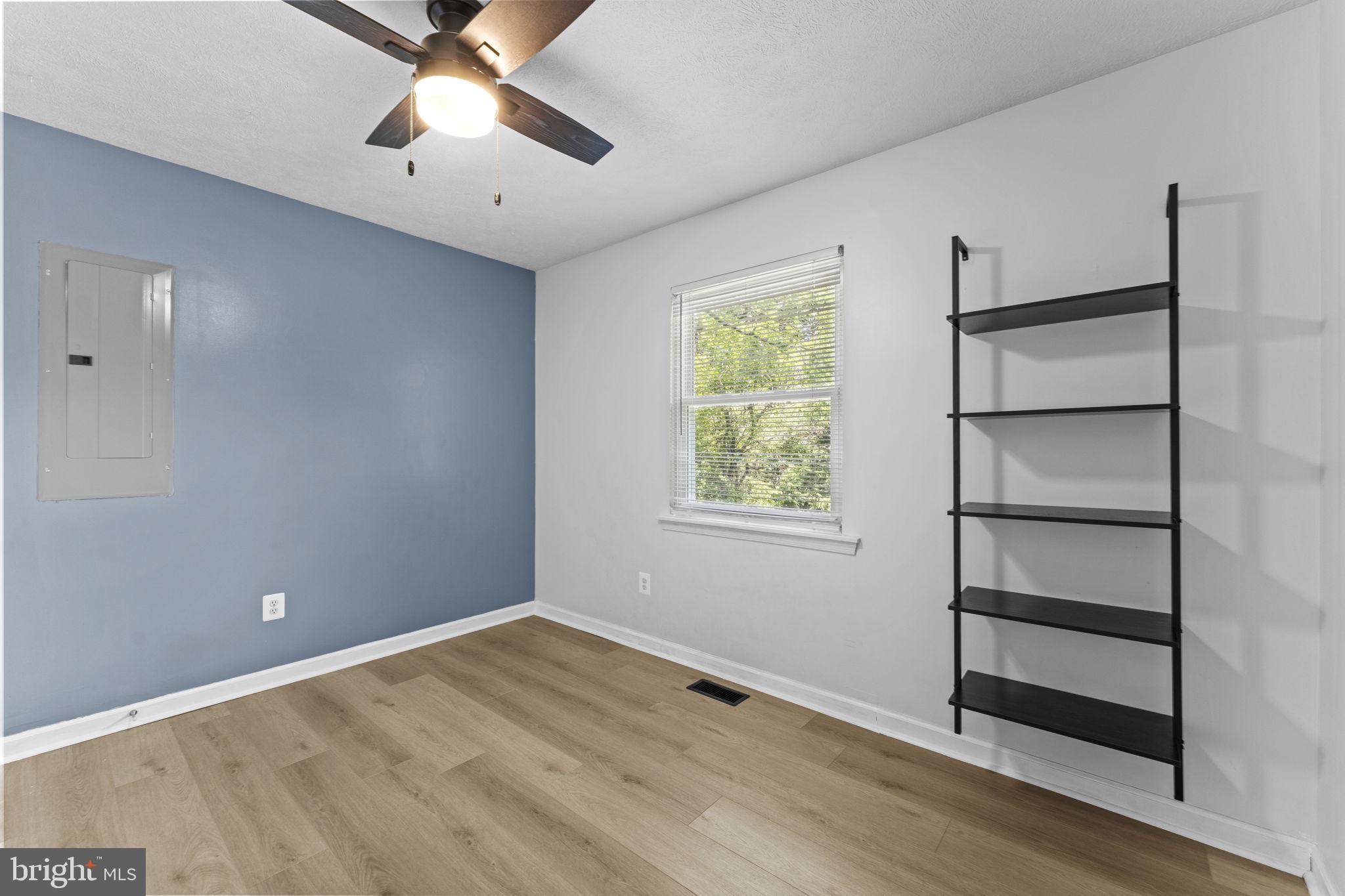 GREENFIELD - Residential