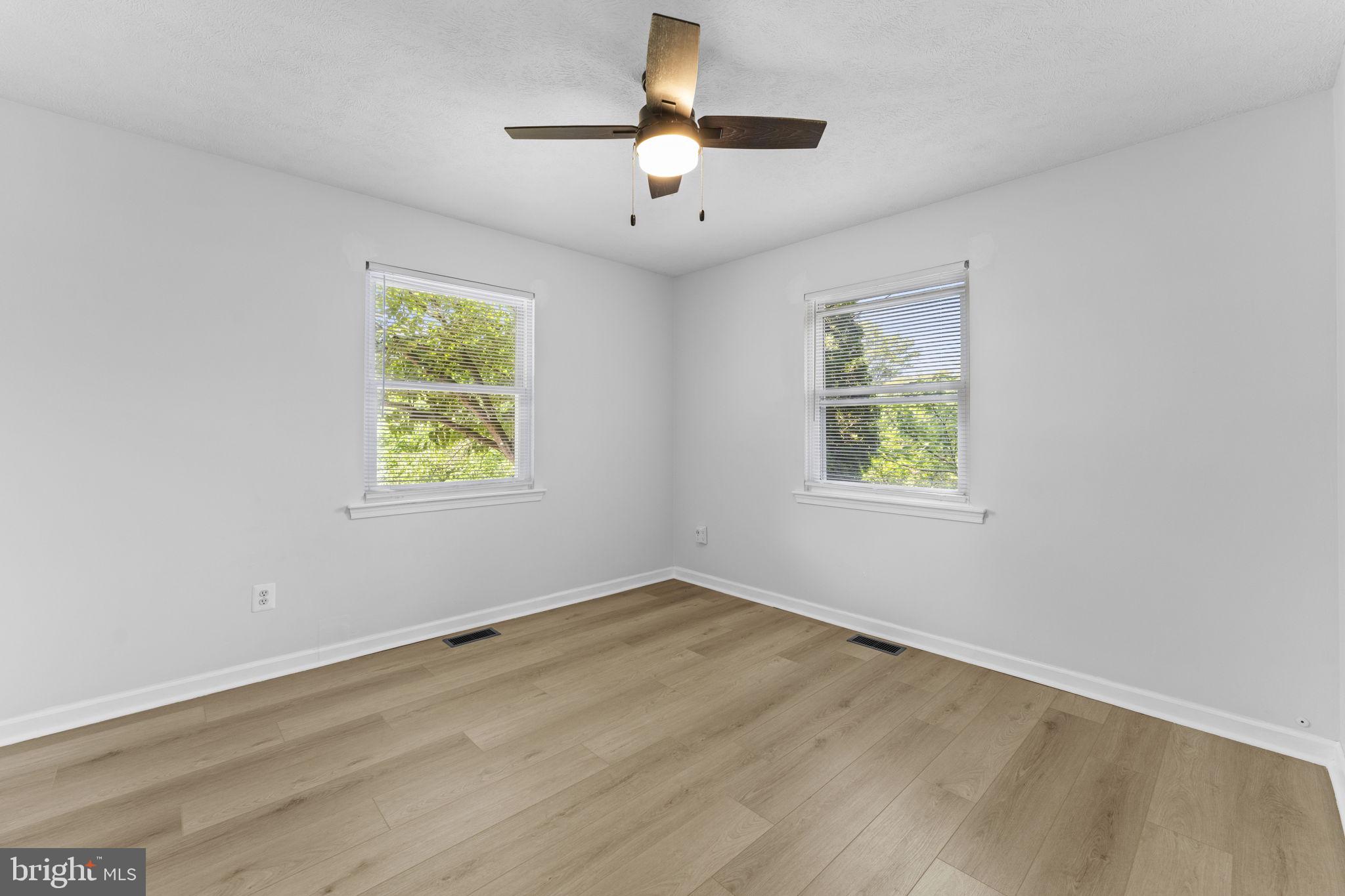 GREENFIELD - Residential