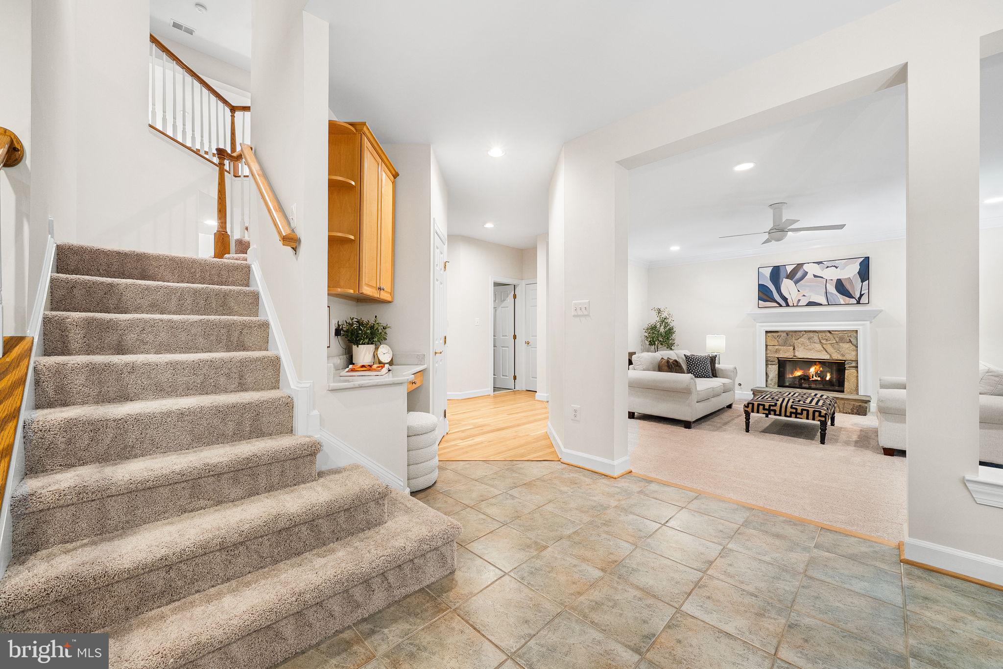 EDGEWATER - Residential