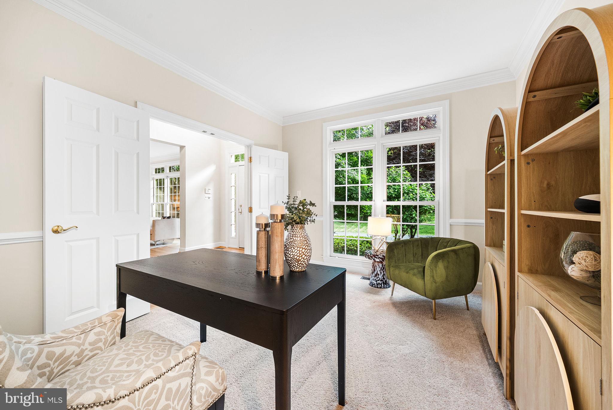 EDGEWATER - Residential