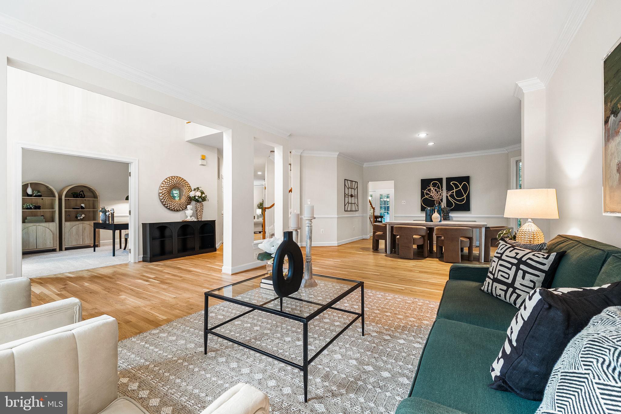 EDGEWATER - Residential