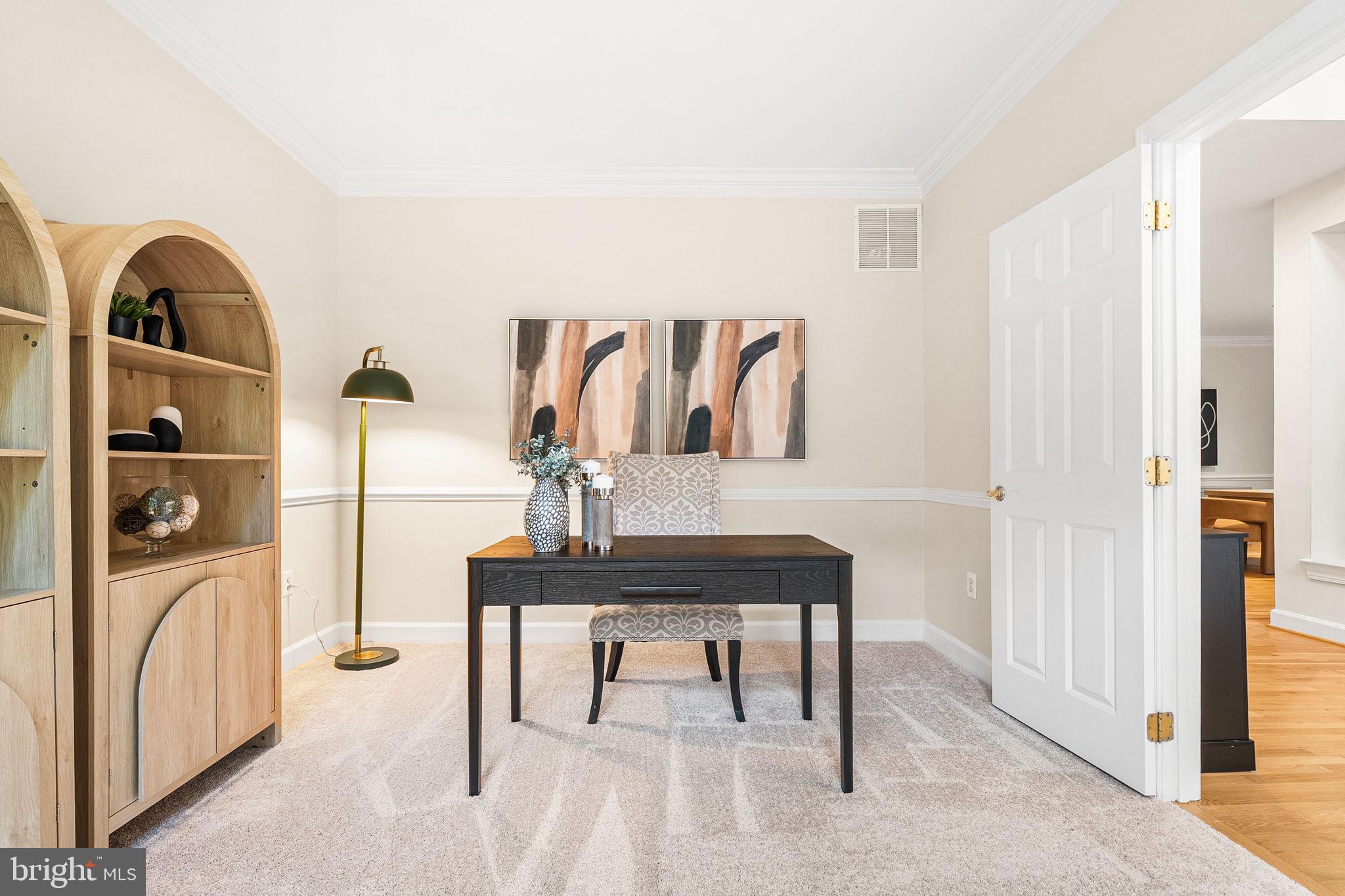 EDGEWATER - Residential