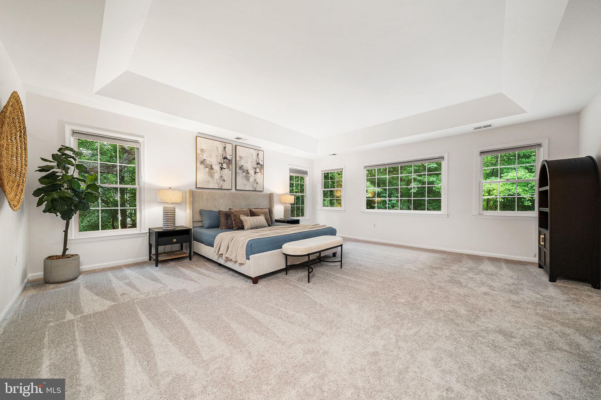 EDGEWATER - Residential