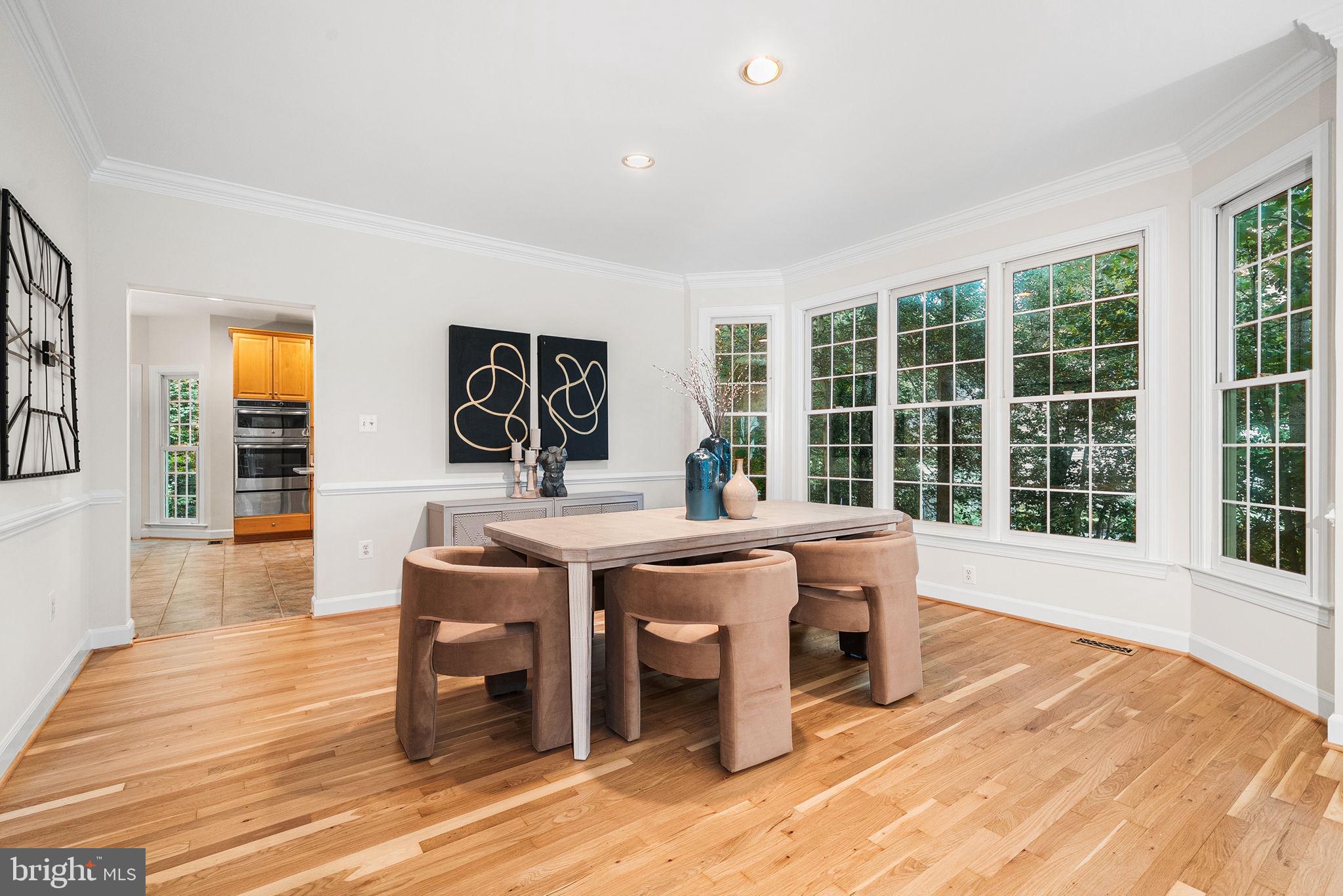 EDGEWATER - Residential