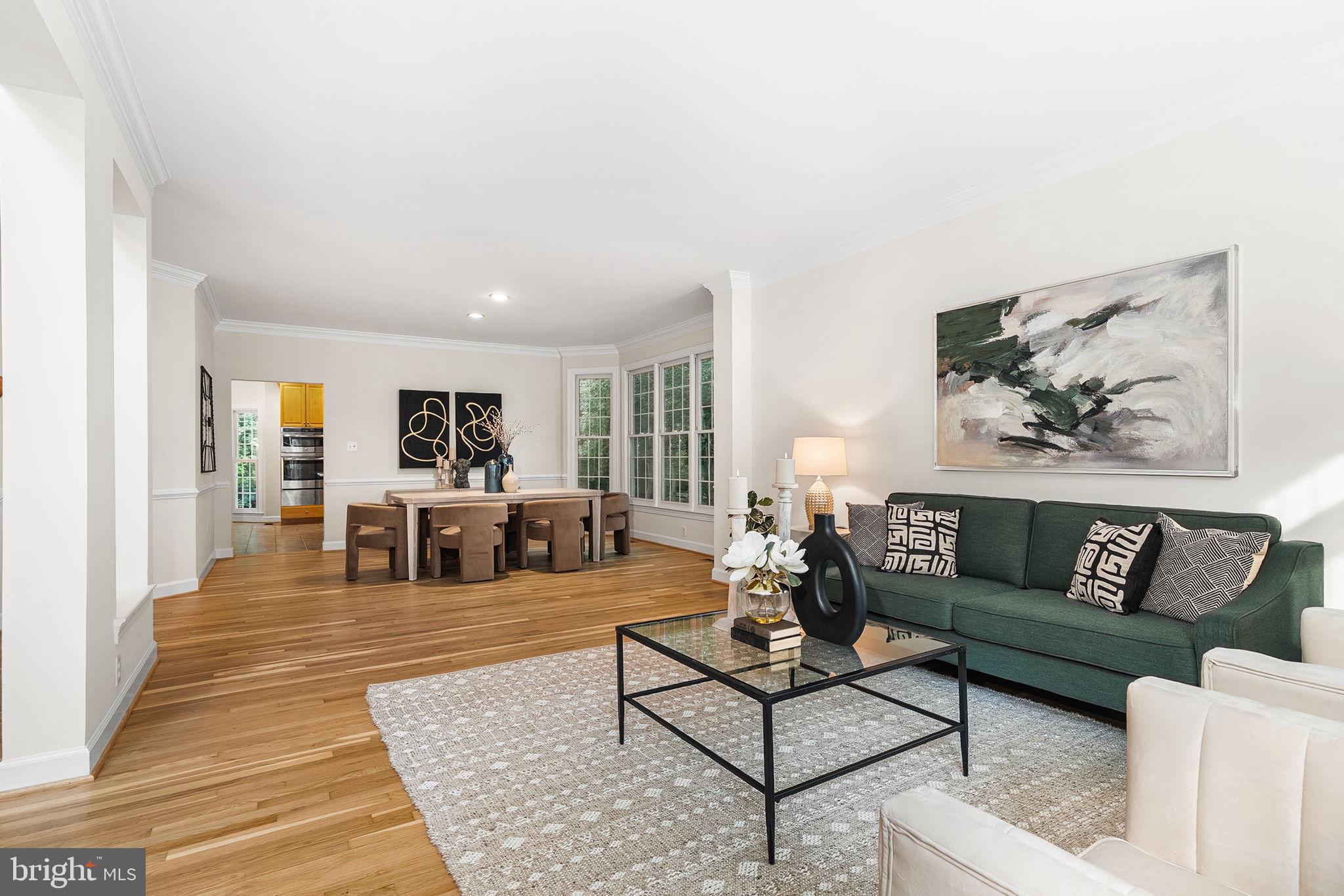 EDGEWATER - Residential