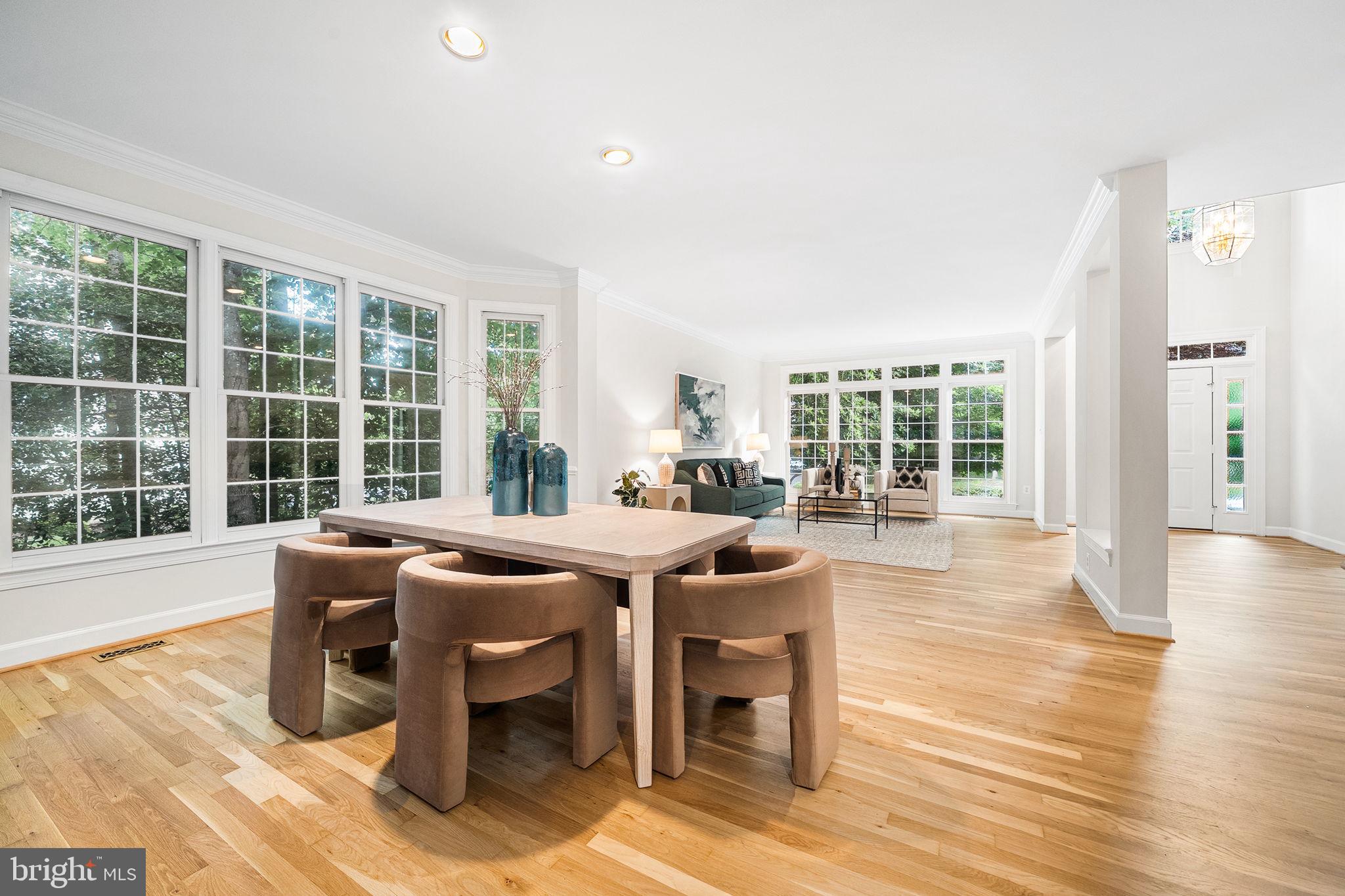 EDGEWATER - Residential