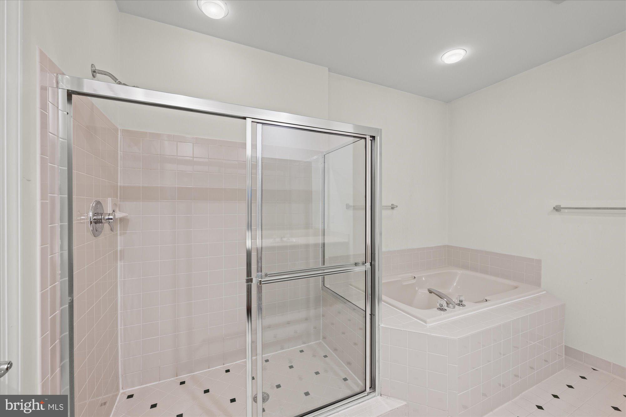 AVENEL - Residential