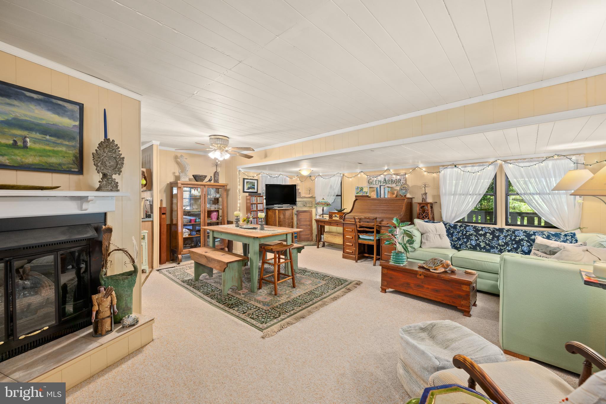 PINEY GLADE - Residential