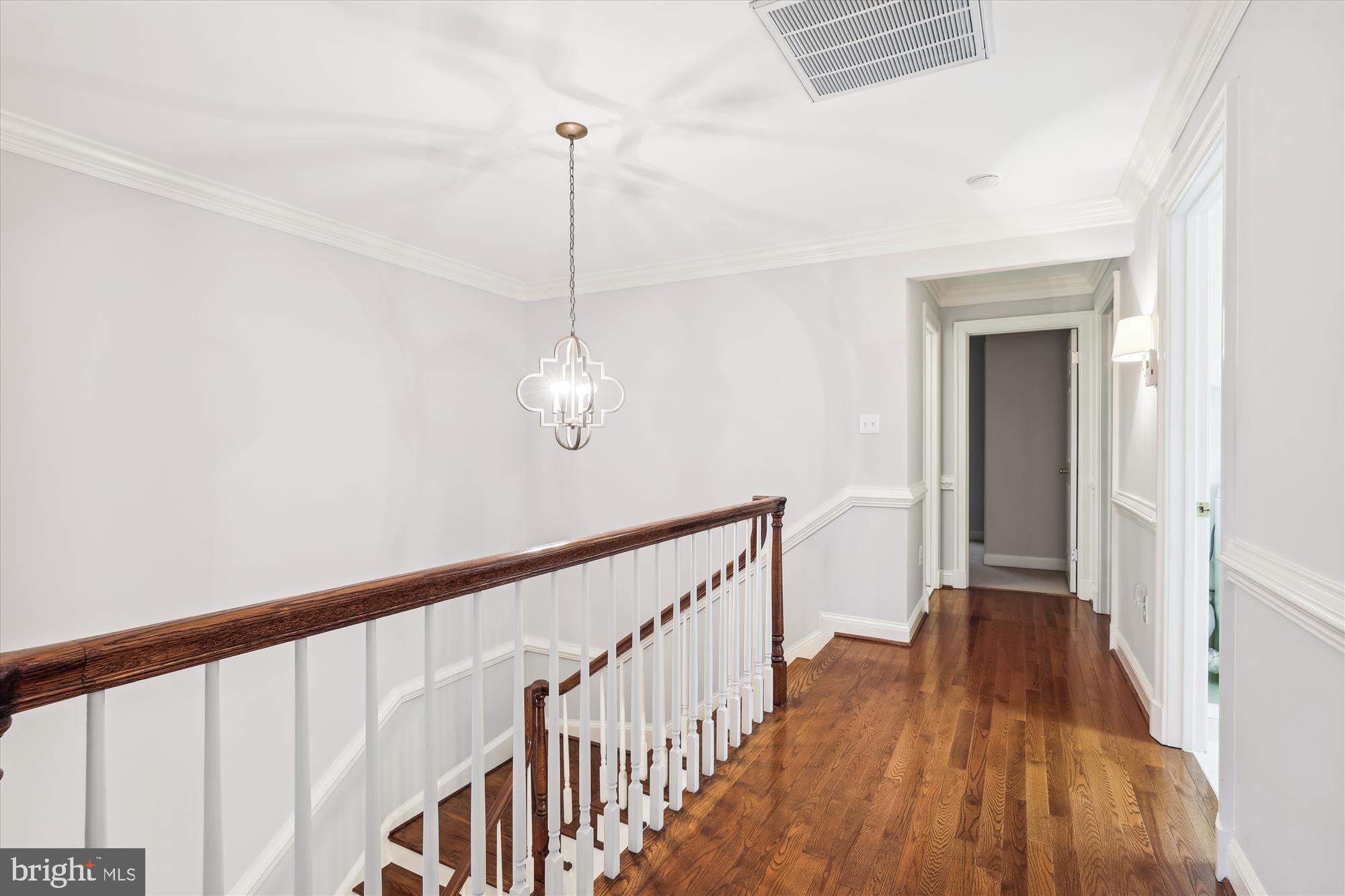 HAMPTONS OF MCLEAN - Residential Lease