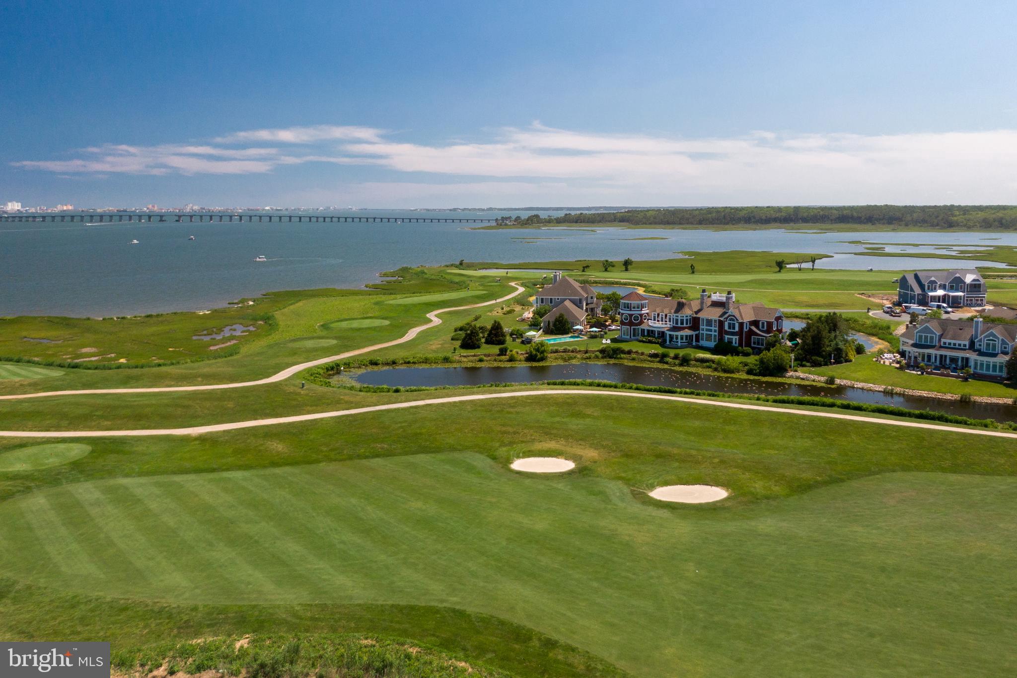 LIGHTHOUSE SOUND - Residential