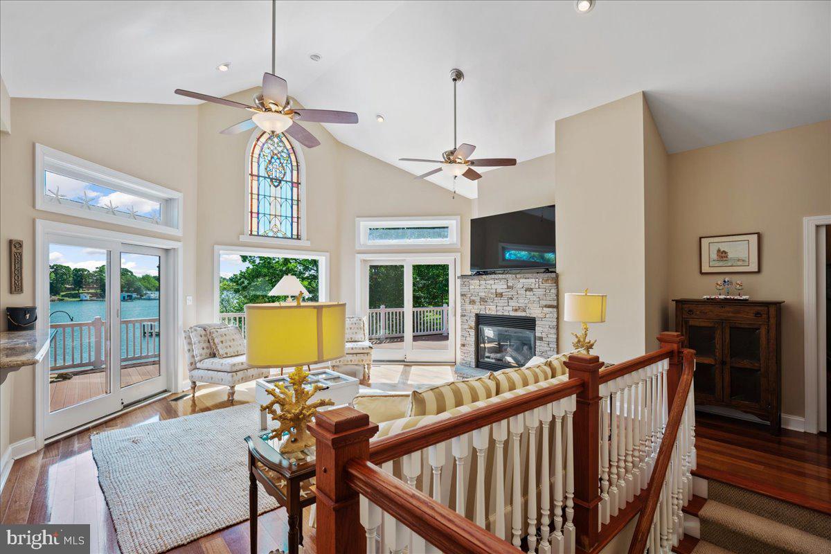 CLARKES LANDING - Residential