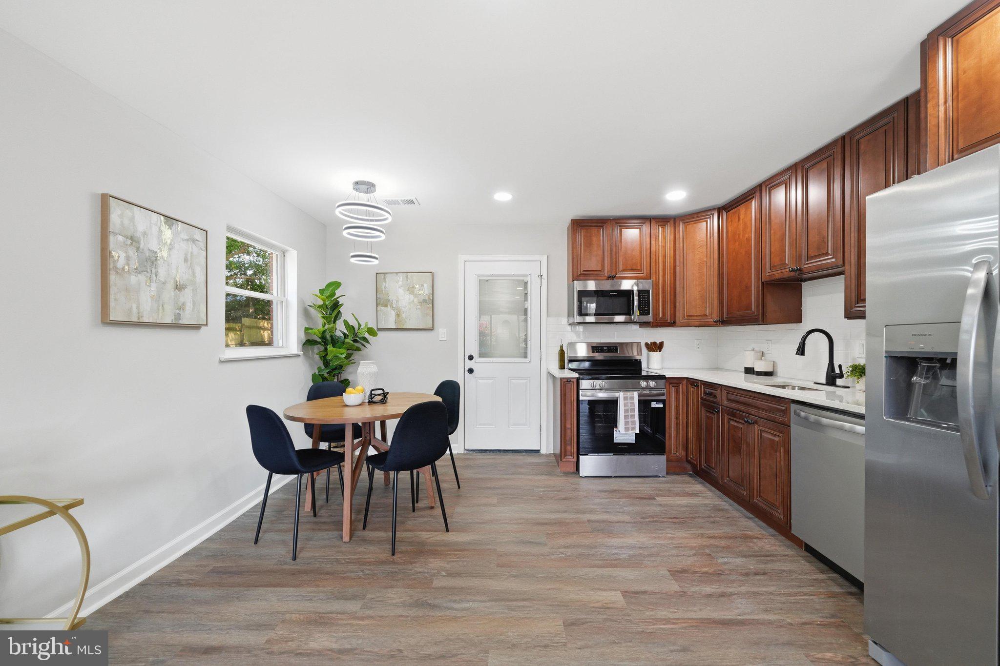 LANGLEY PARK - Residential